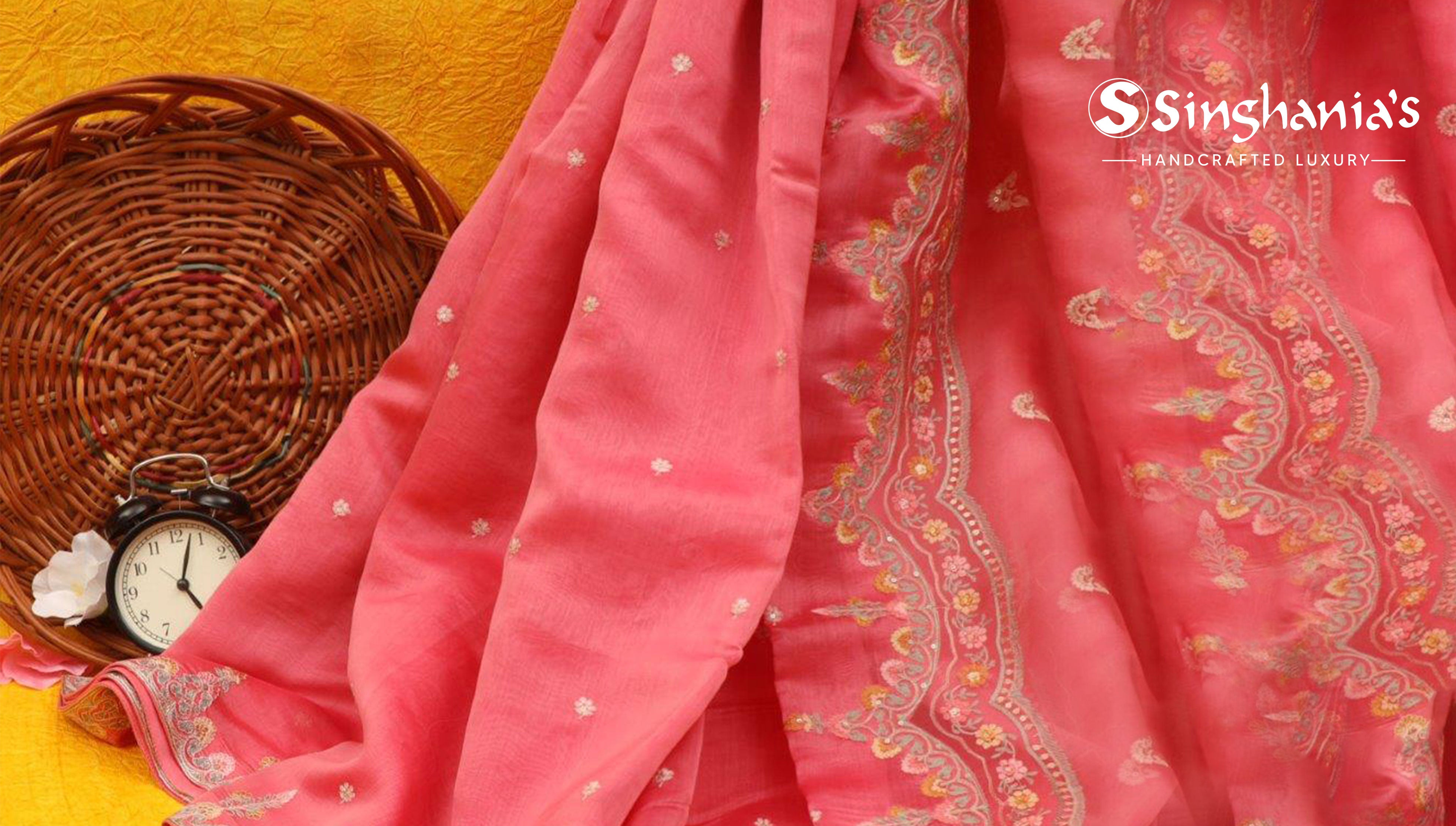 Top 5 Designer Chanderi Sarees for a Timeless Elegance