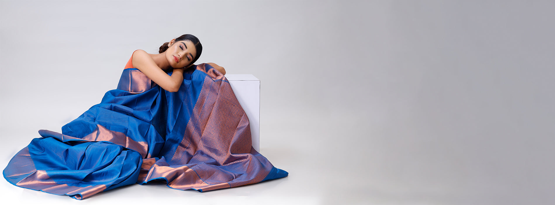 copper zari kanjivaram sarees