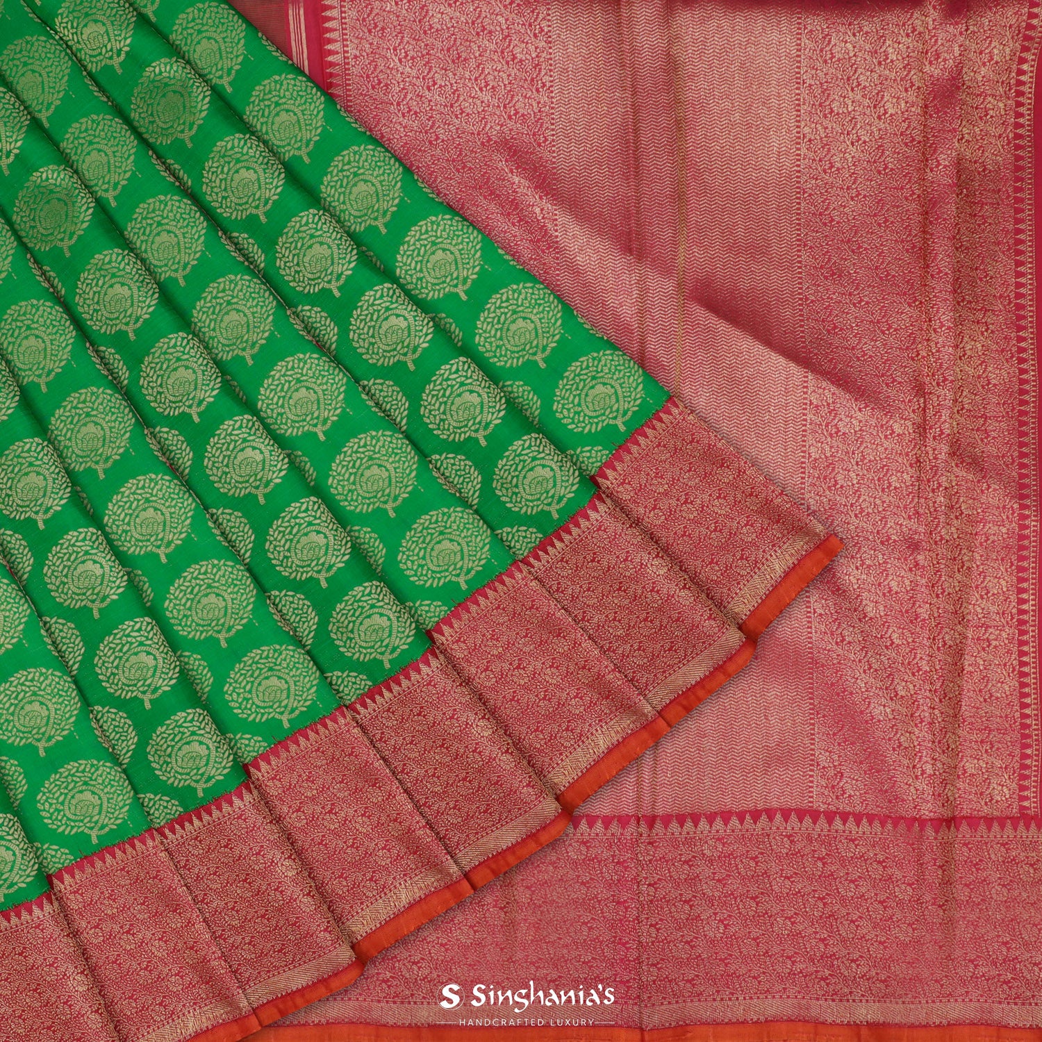 Irish Green Kanjivaram Silk Saree With Floral Butti Pattern