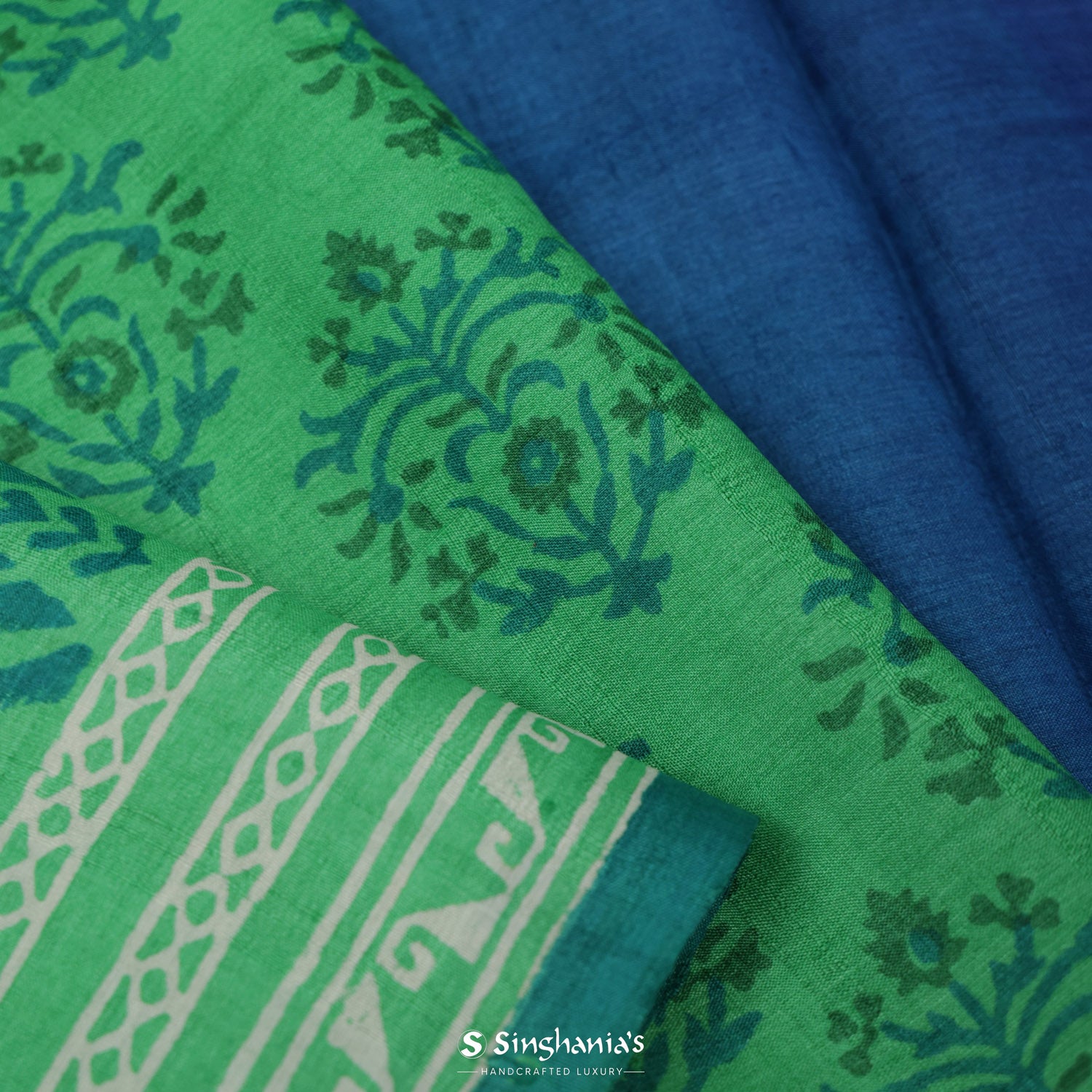 Emerald Green Printed Tussar Saree With Floral Pattern