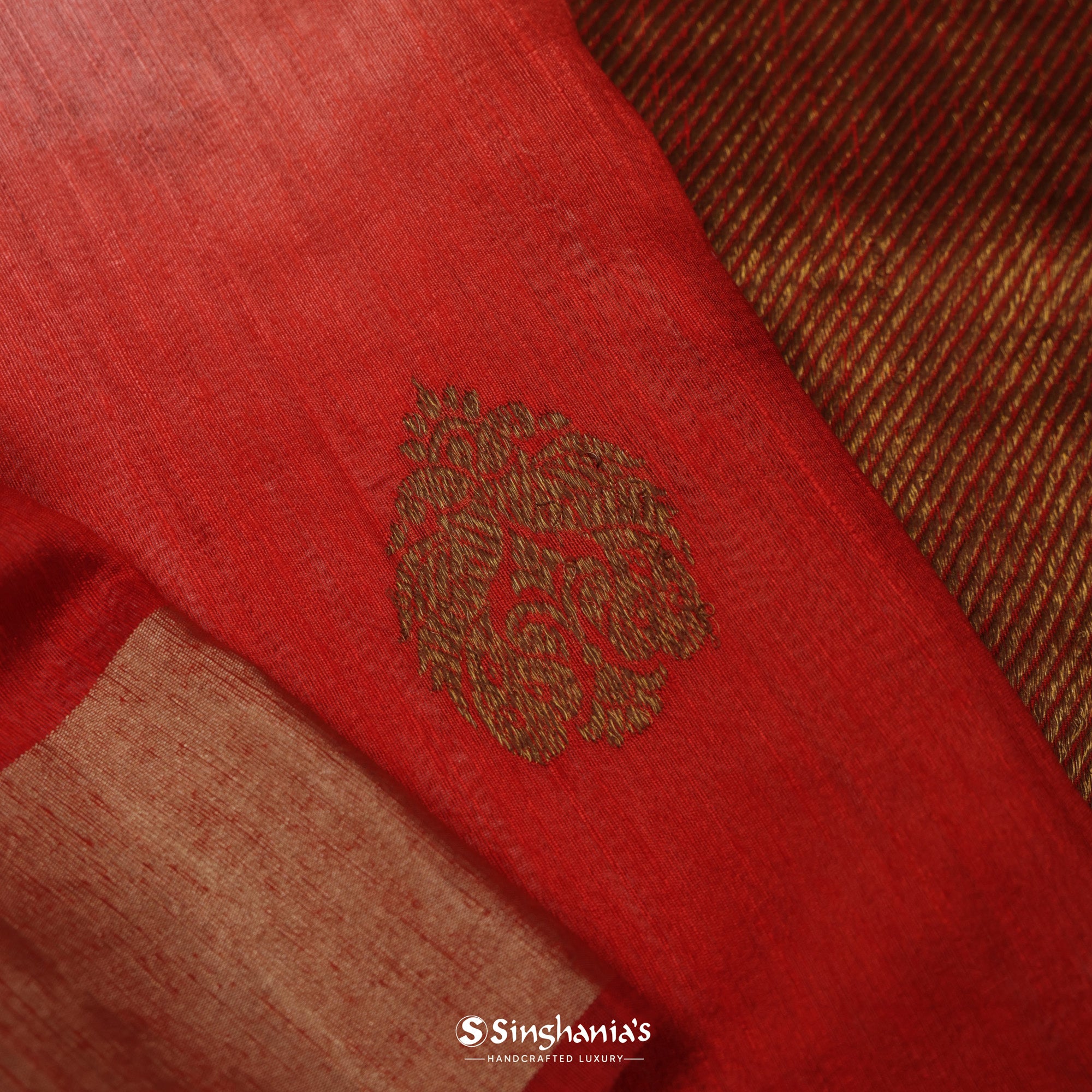 Alizarin Crimson Red Banarasi Saree With Floral Weaving