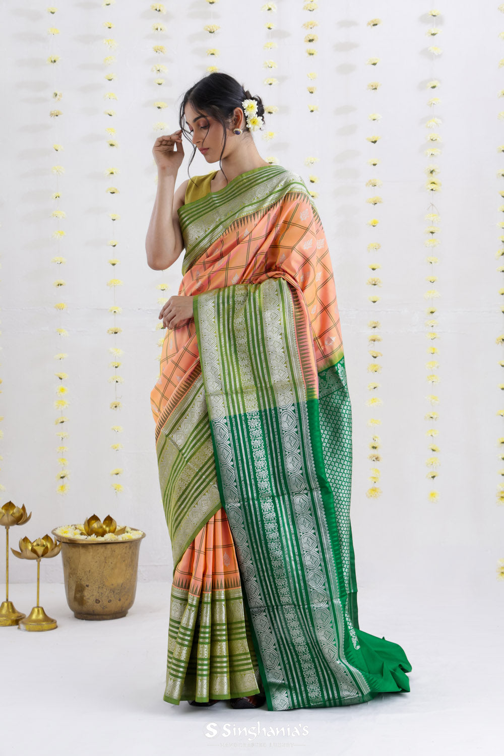 Salmon Peach Venkatagiri Silk Saree With Contrast Border