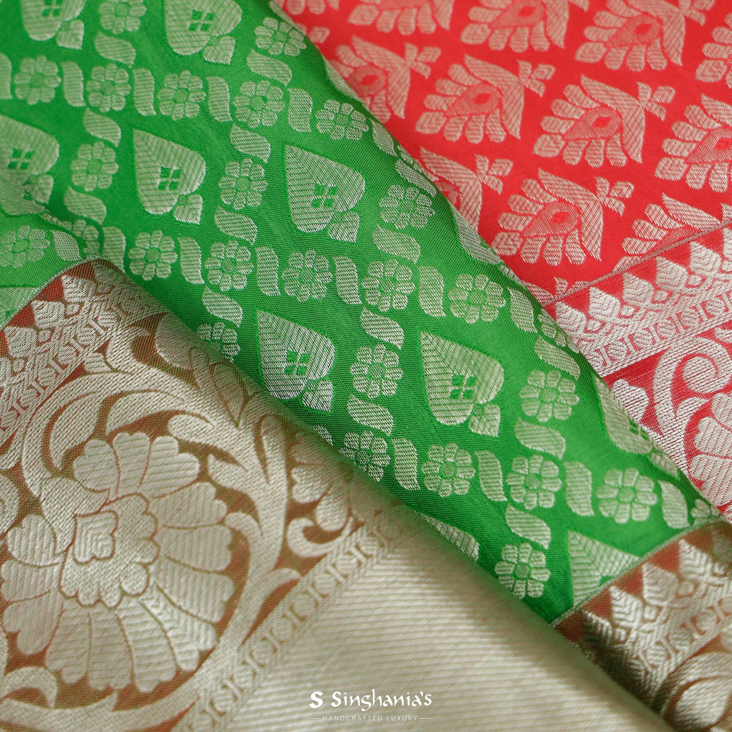 Paris Green Kanjivaram Saree With Leafs In Geometrical Pattern