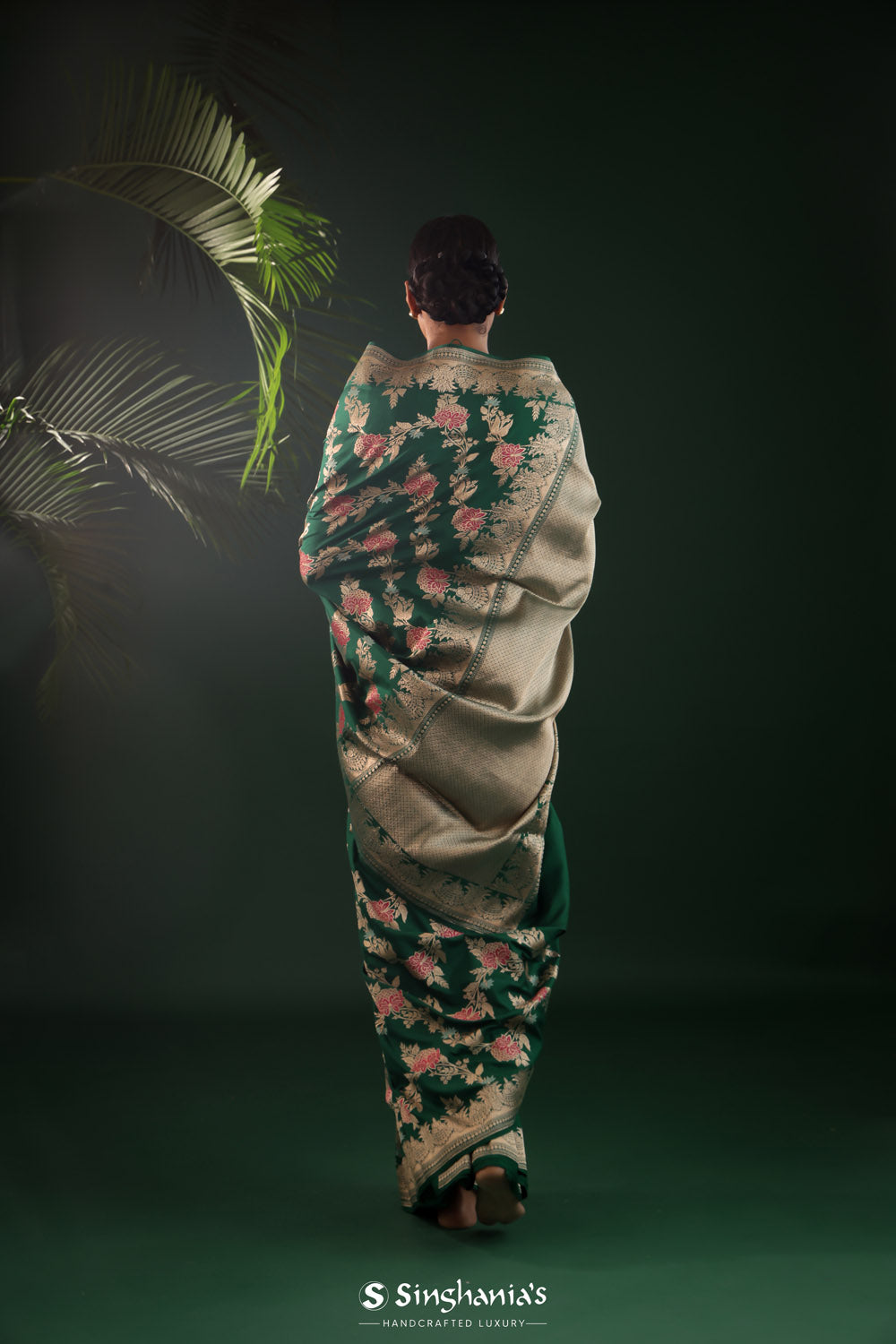 Deep Green Banarasi Silk Saree With Regal Meenakari Weaving