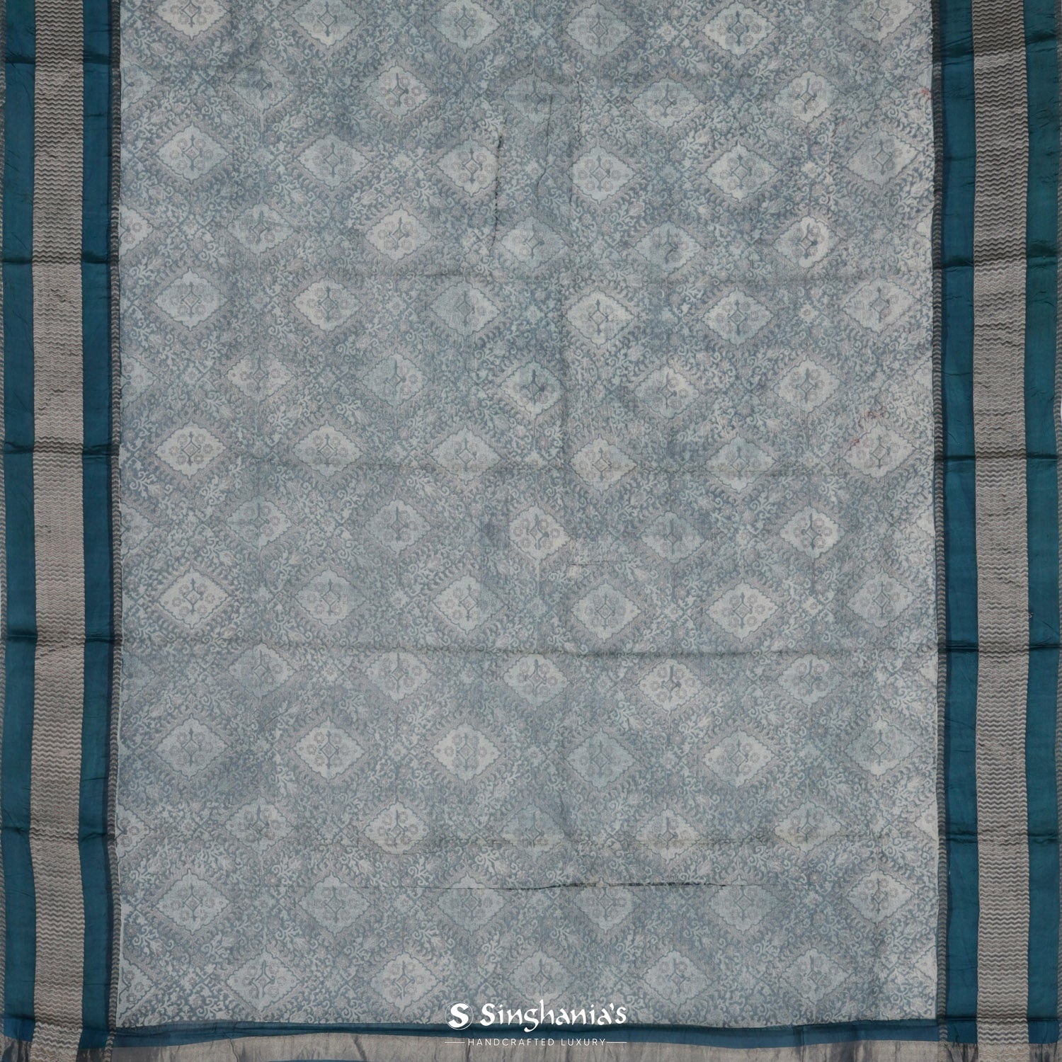 Ash Gray Printed Maheshwari Saree With Geometrical Pattern