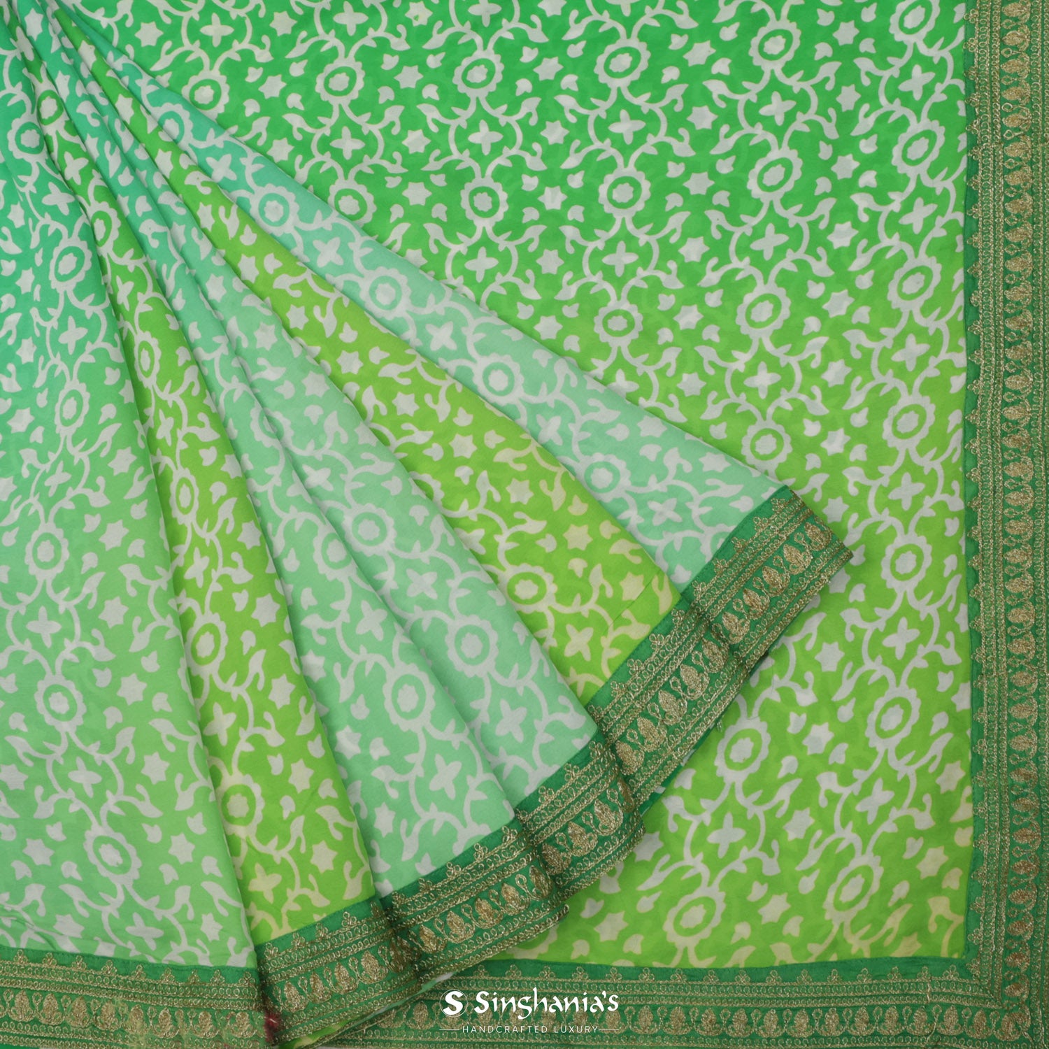 Pastel Green Multi-Shade Printed Georgette Saree With Floral Pattern