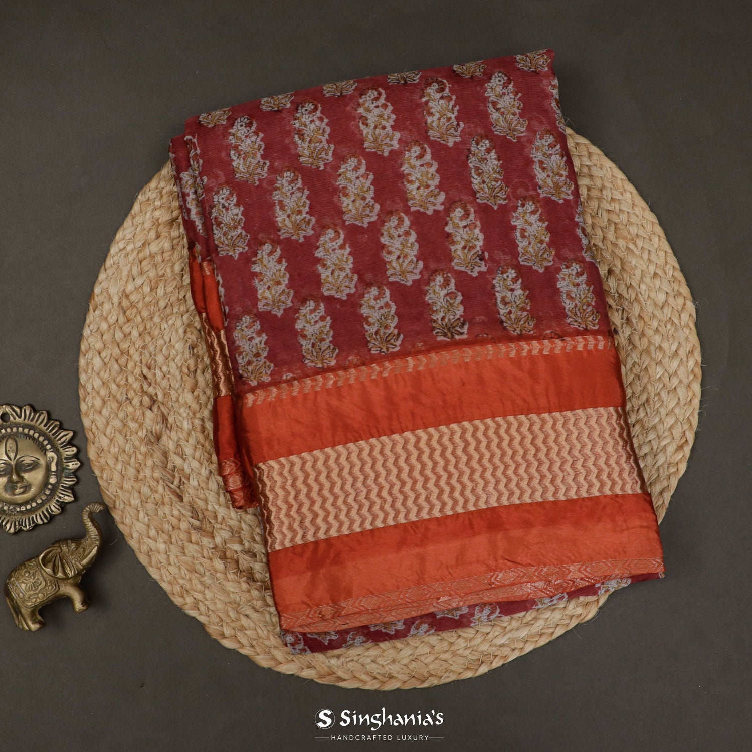 Redwood Printed Maheshwari Silk Saree With Floral Butti Pattern