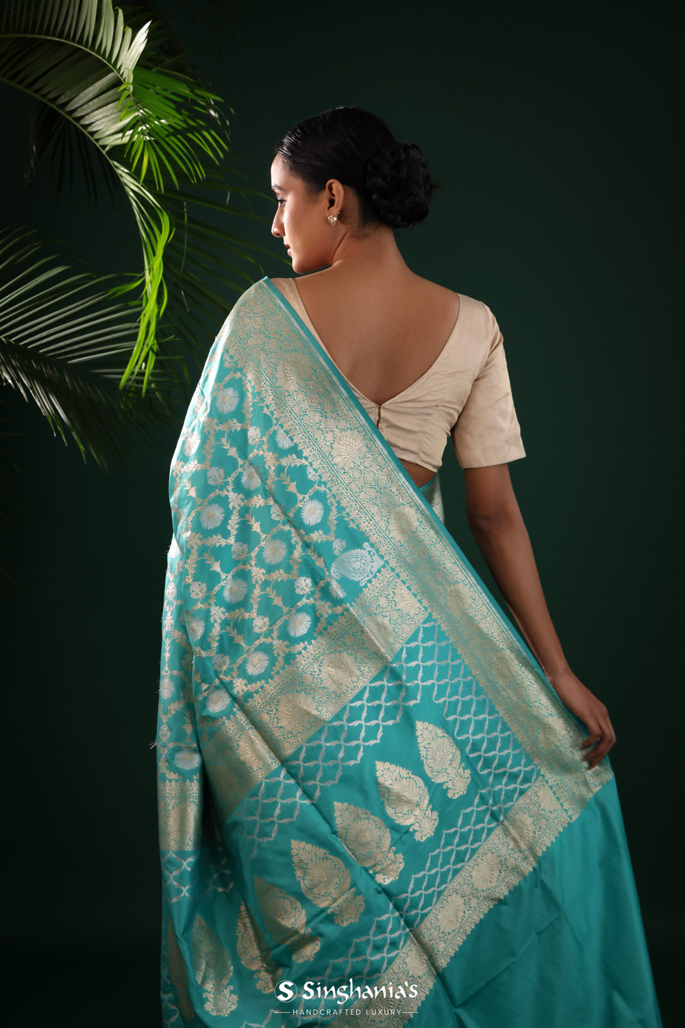 Robin Blue Banarasi Silk Saree With Gold And Silver Zari Details