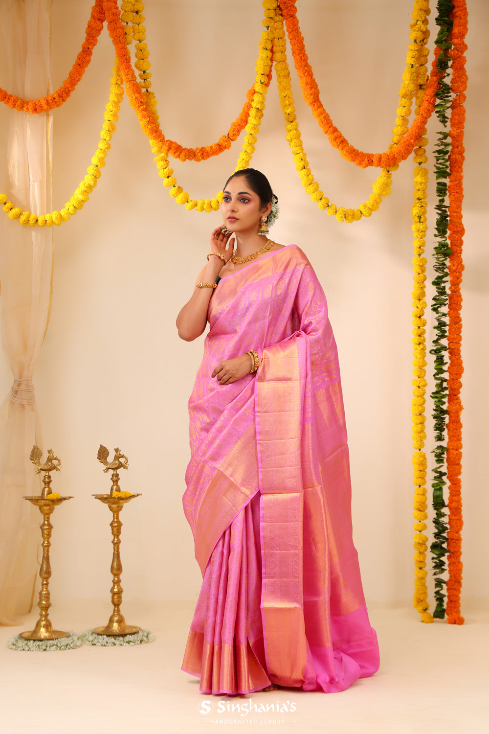 Pearl Pink Kanjivaram Silk Saree With Floral Weaving