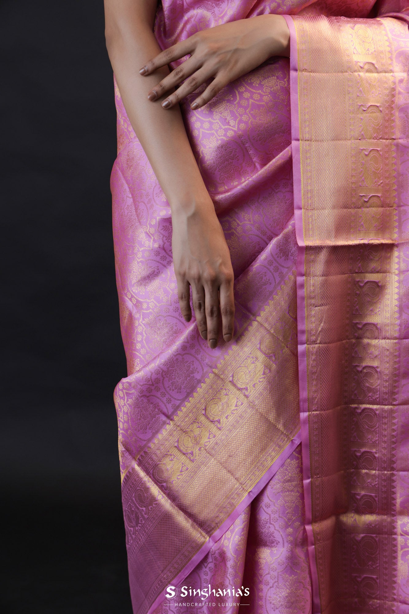 Deep Lilac Kanjivaram Silk Saree With Zari Butti