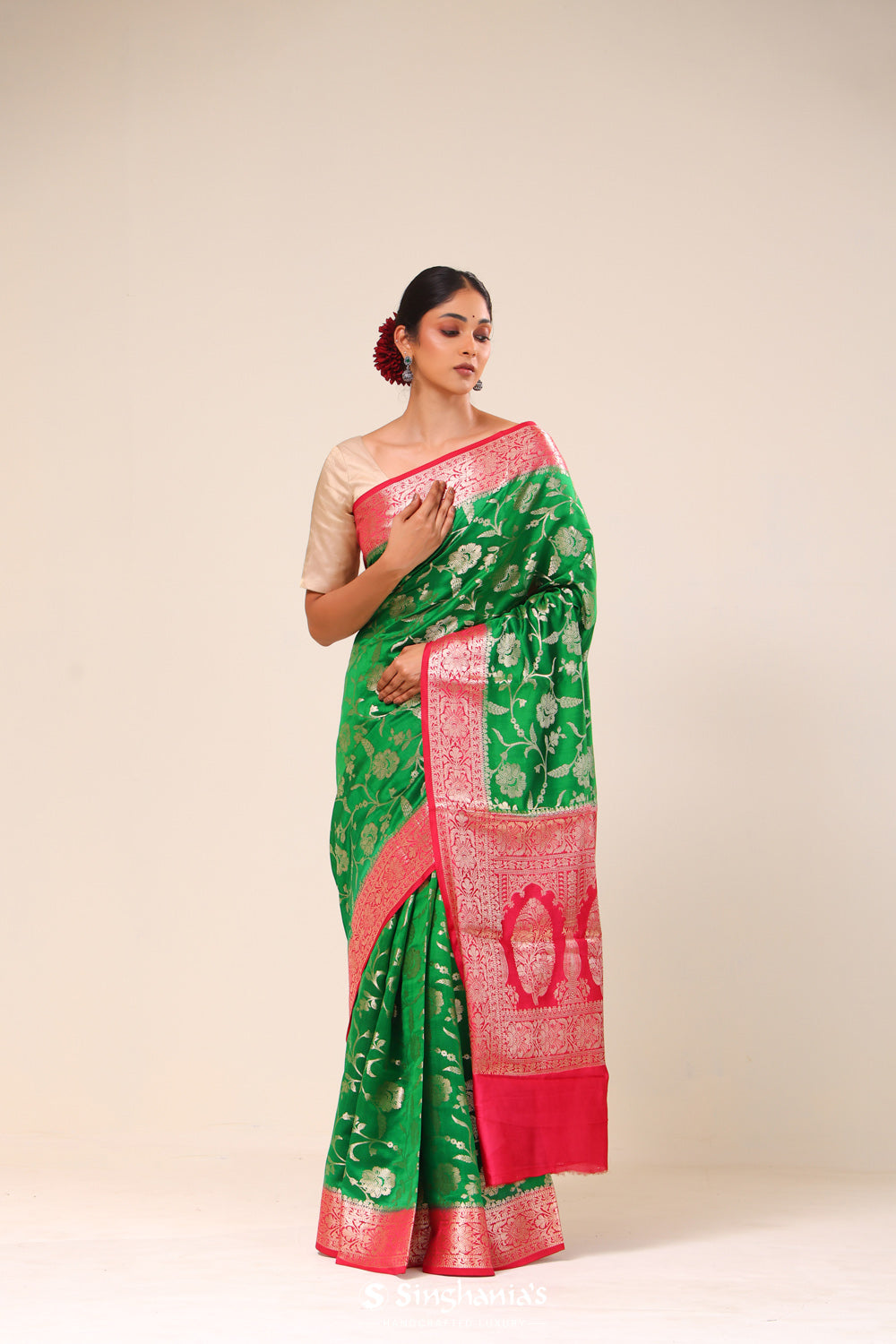 Dark Green Chiniya Banarasi Silk Saree Butti