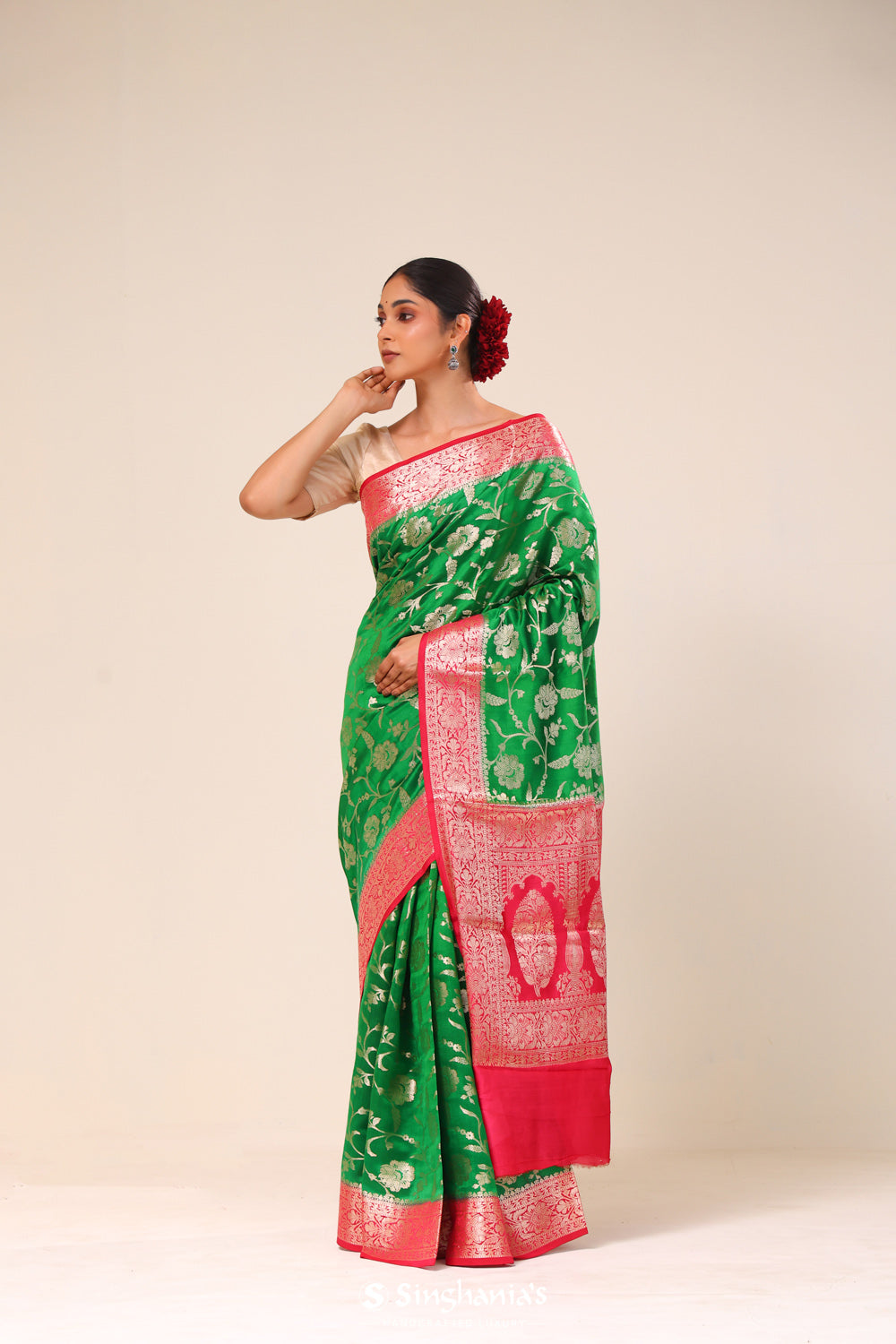 Dark Green Chiniya Banarasi Silk Saree Butti