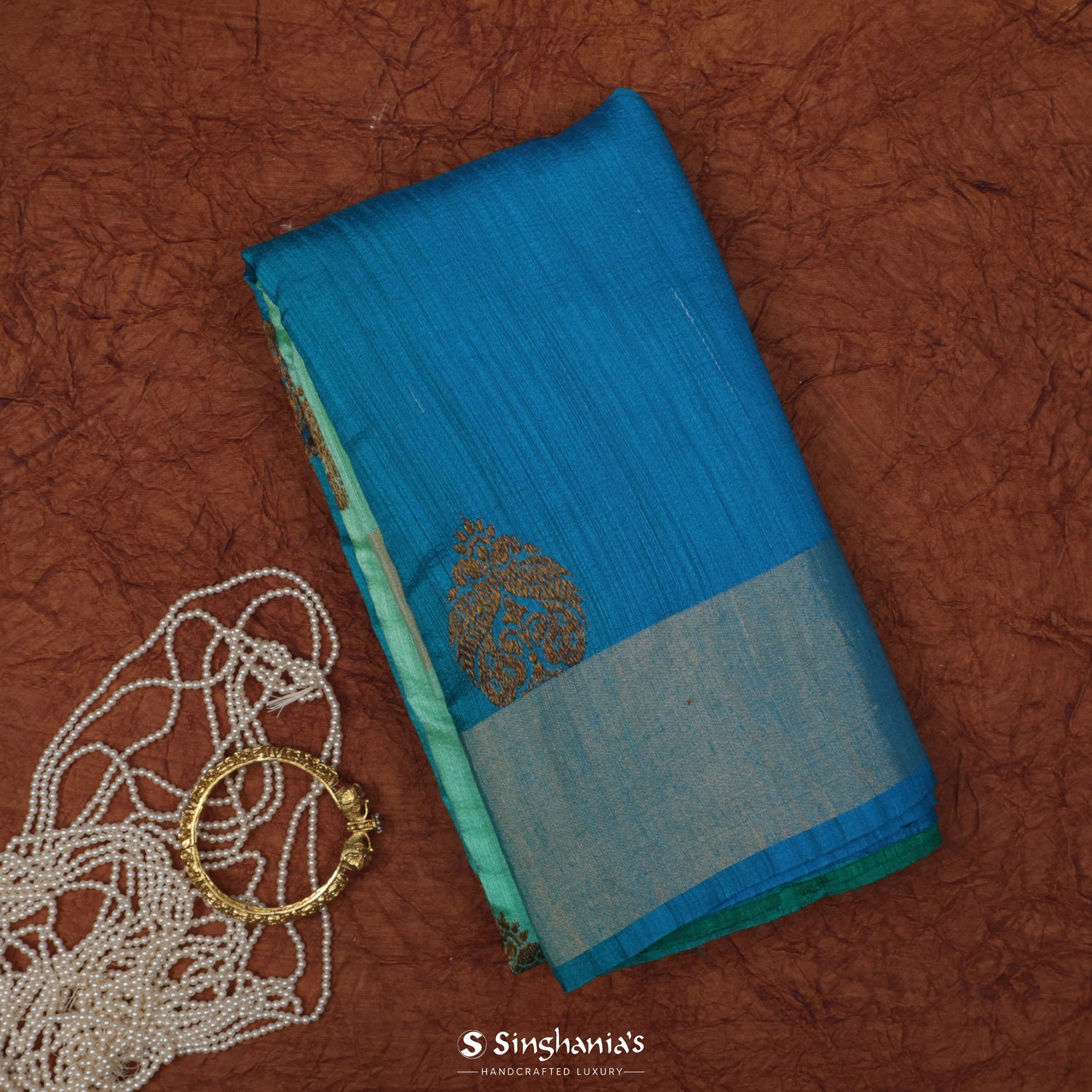 Blue Multi-Shades Matka Silk Saree With Banarasi Weaving