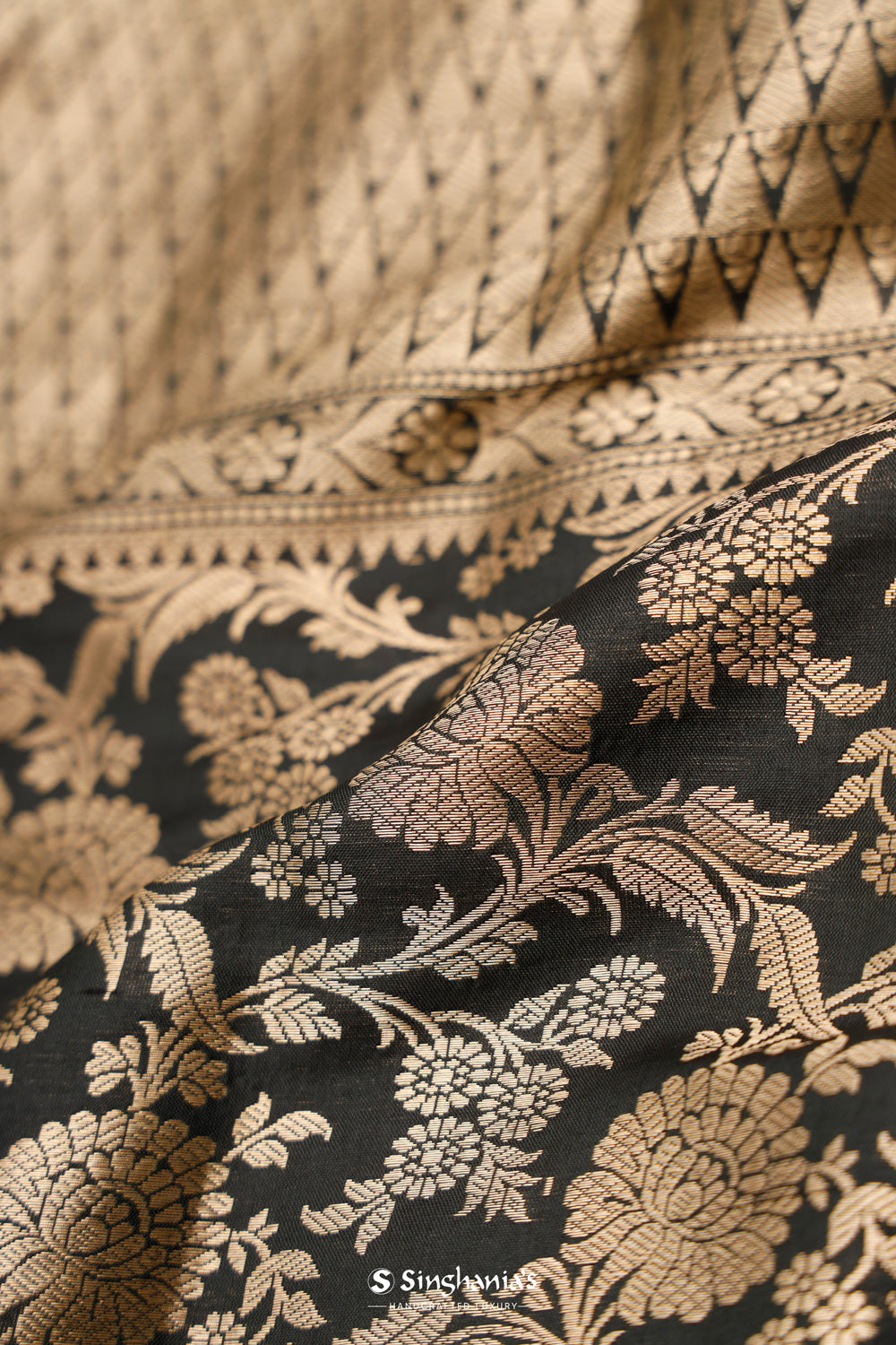 Abbey Black Banarasi Silk Saree With Floral Jaal Design