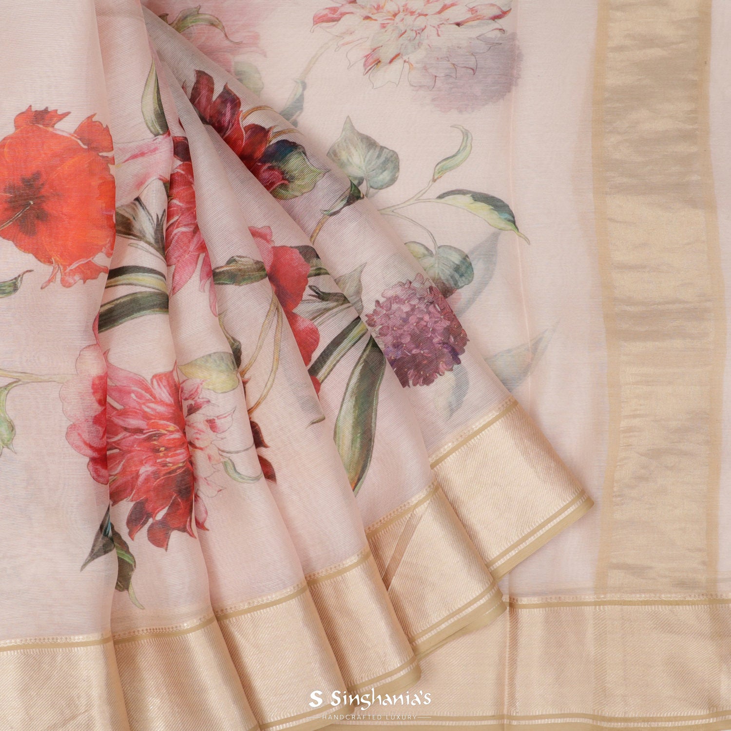 Silvery Pink Printed Maheshwari Saree With Floral Pattern