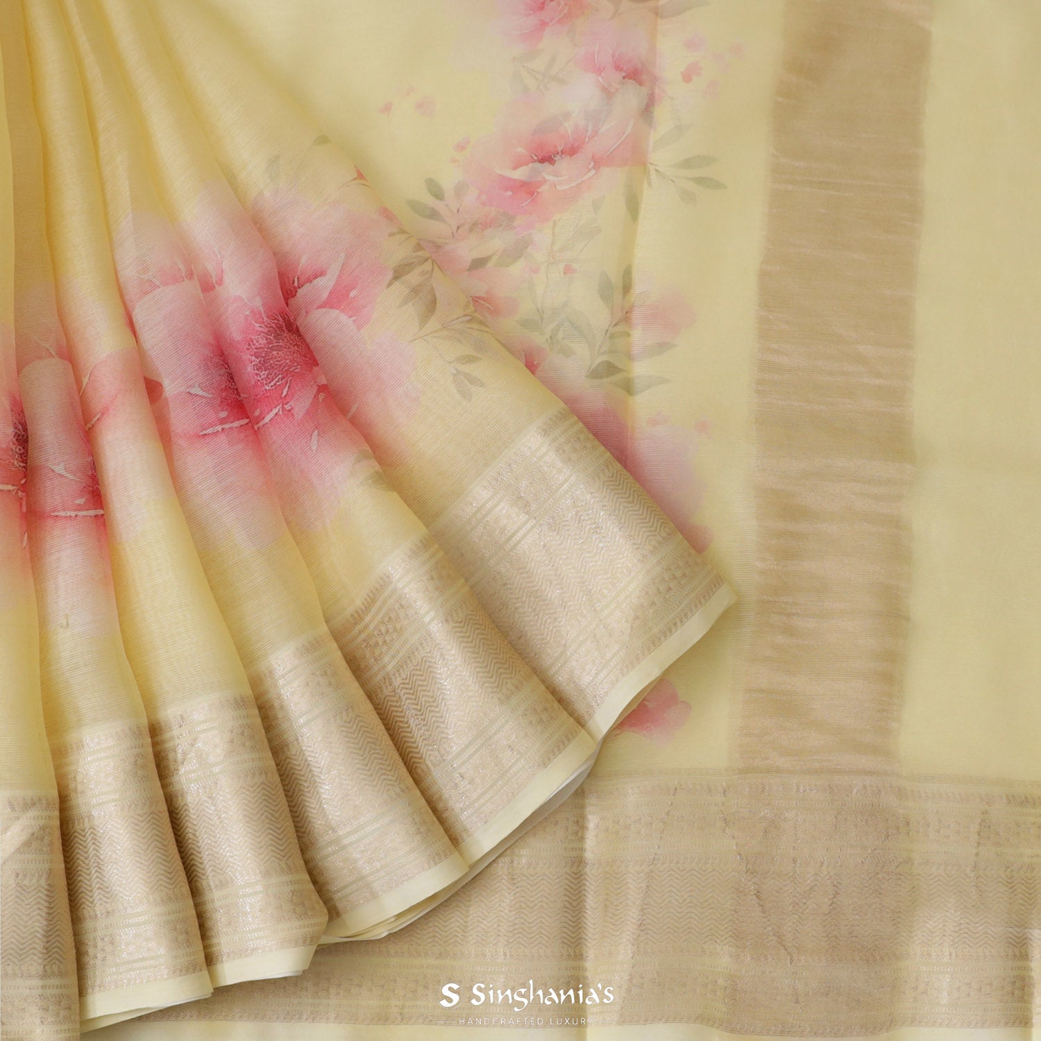 Pale Goldenrod Printed Maheshwari Saree With Floral Pattern
