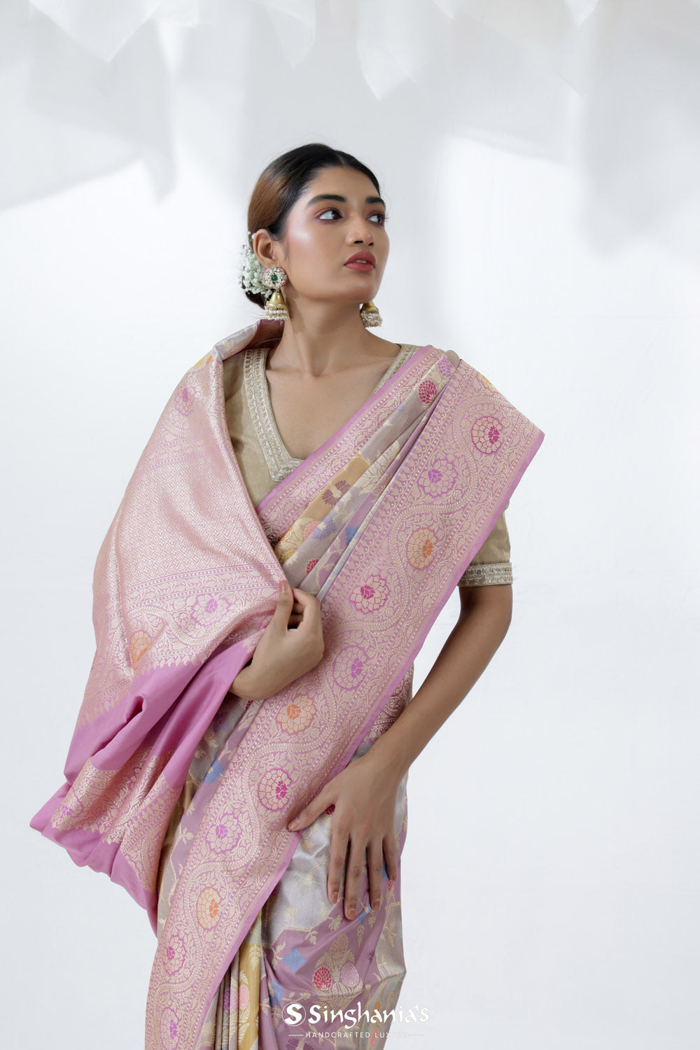 Pale Blue-Purple Rangkat Banarasi Silk Saree With Floral Design