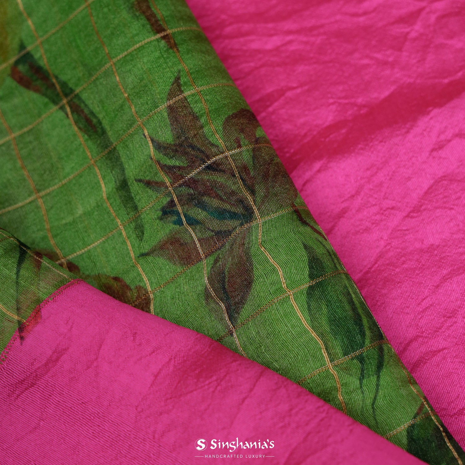 Mantis Green Printed Matka Silk Saree With Floral Pattern