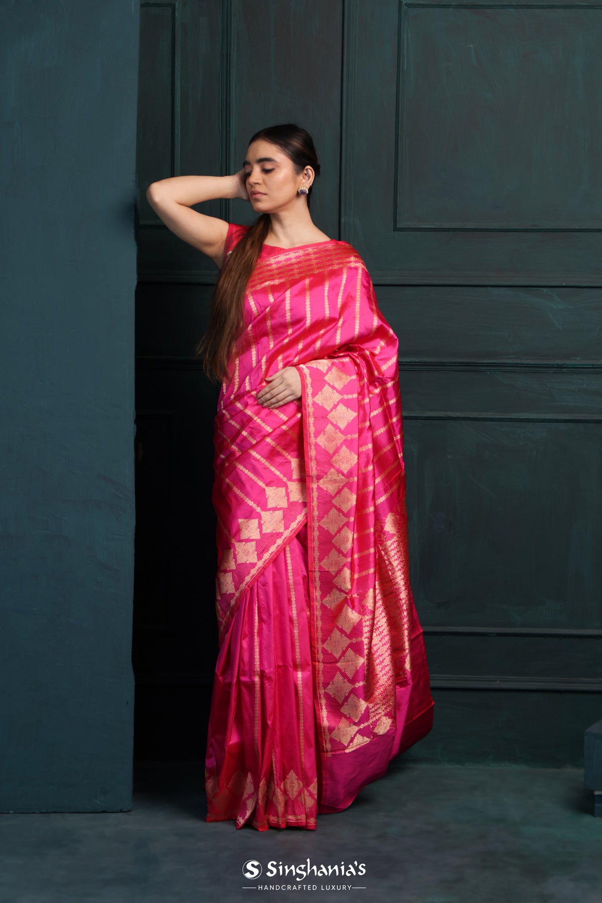 Brilliant Rose Pink Banarasi Silk Saree With Floral Stripes Design