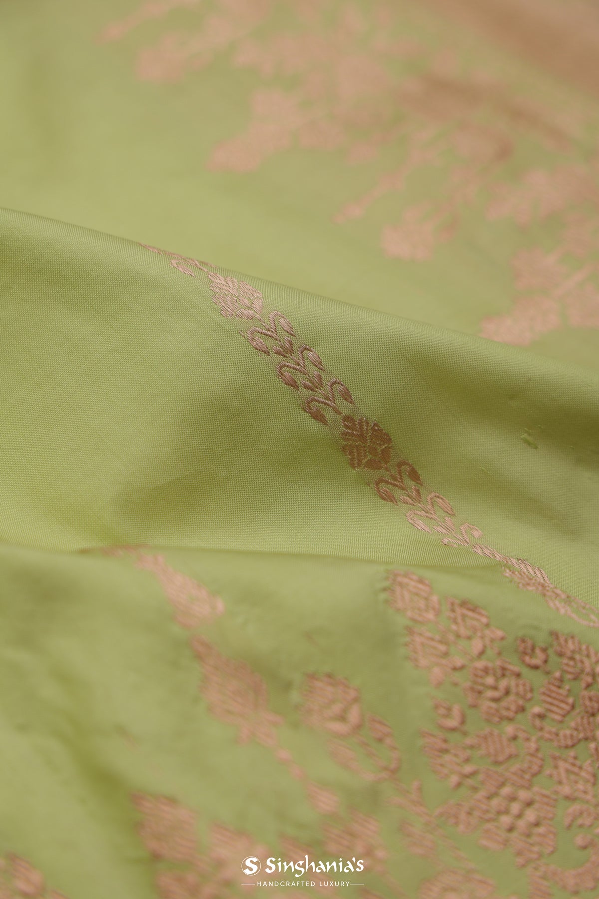 Kiwi Green Banarasi Silk Saree With Floral Stripes Weaving