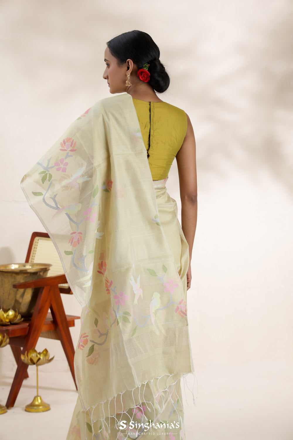 Gin Green Jamdani Banarasi Silk Saree With Floral-Bird Pattern