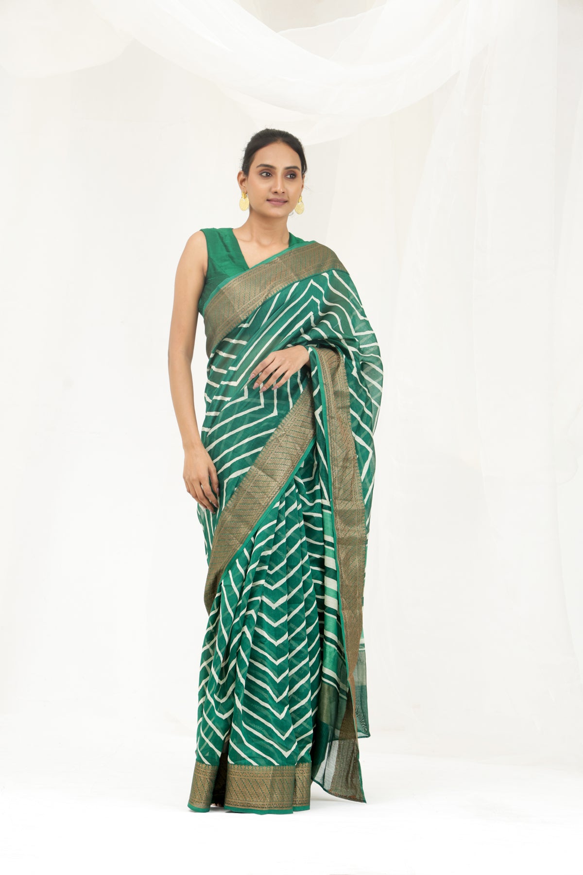 Bottle Green Chanderi Printed Saree With Chevron Pattern