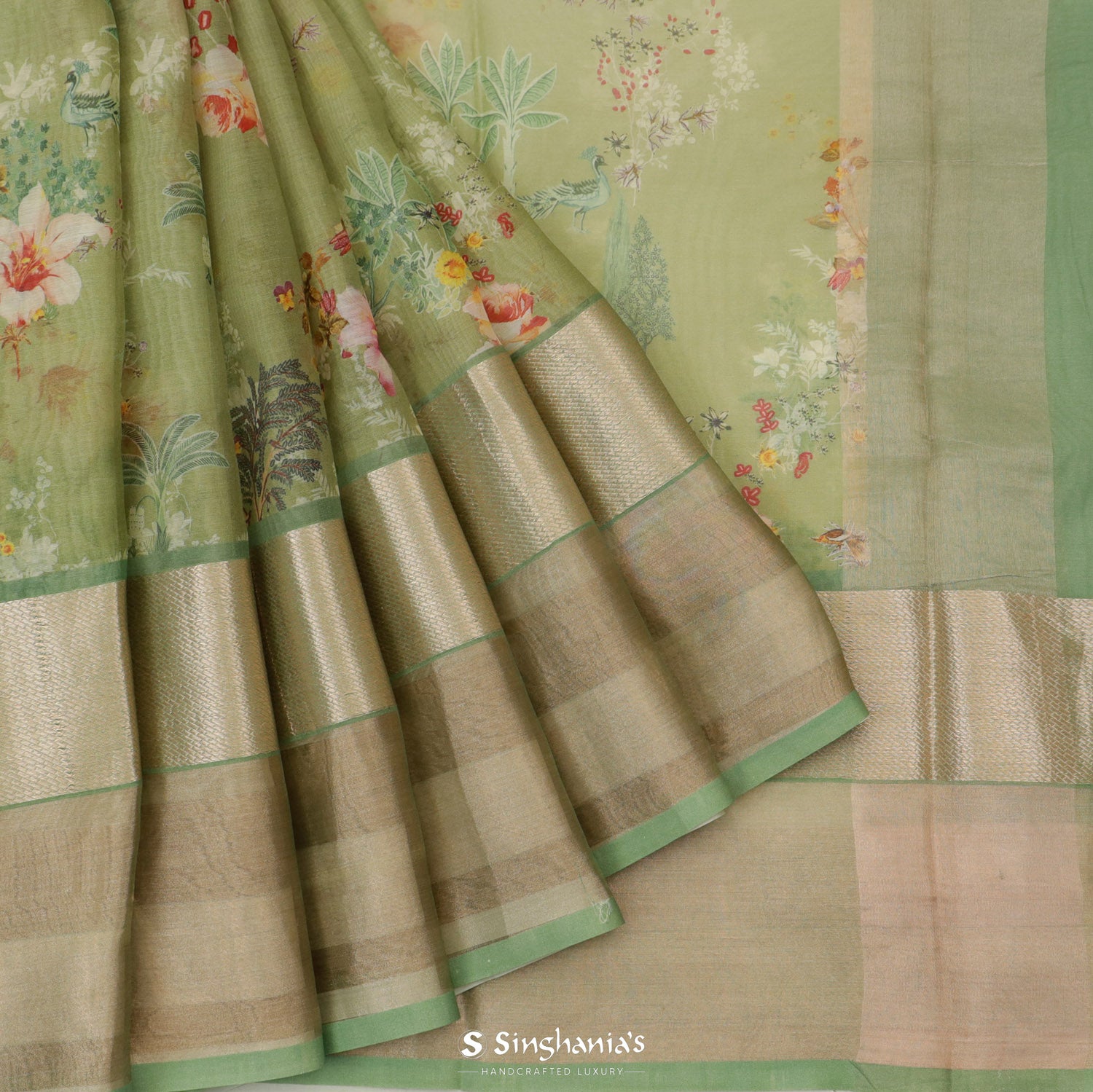 Medium Spring Green Printed Maheshwari Saree With Floral Pattern