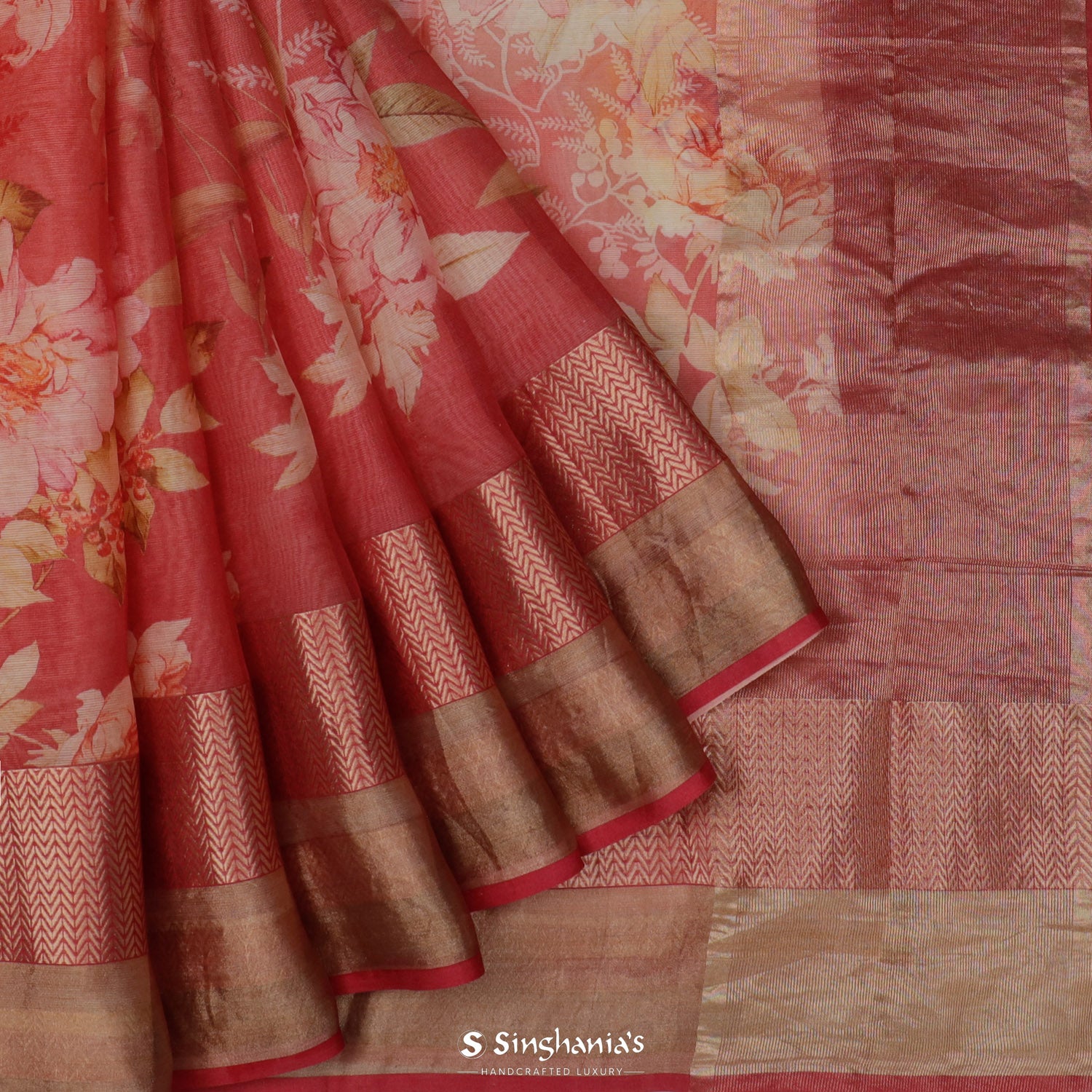 Pastel Red Printed Maheshwari Saree With Floral Pattern