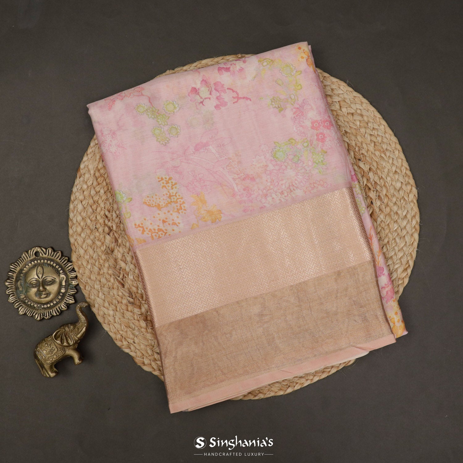 Pale Pink Printed Maheshwari Saree With Floral Pattern