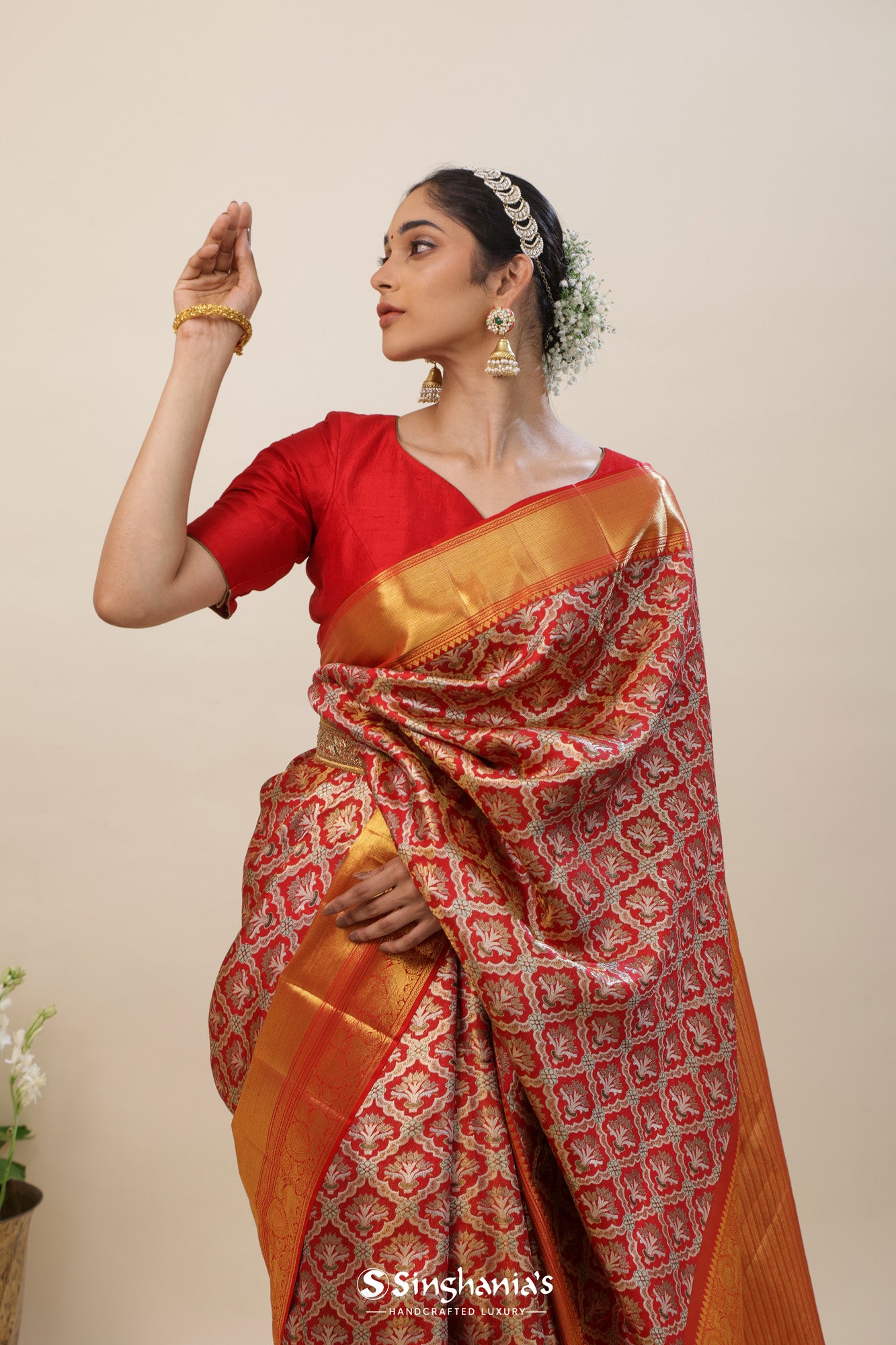 Dark Desire Red Kanjivaram Silk Saree With Kaddi Border