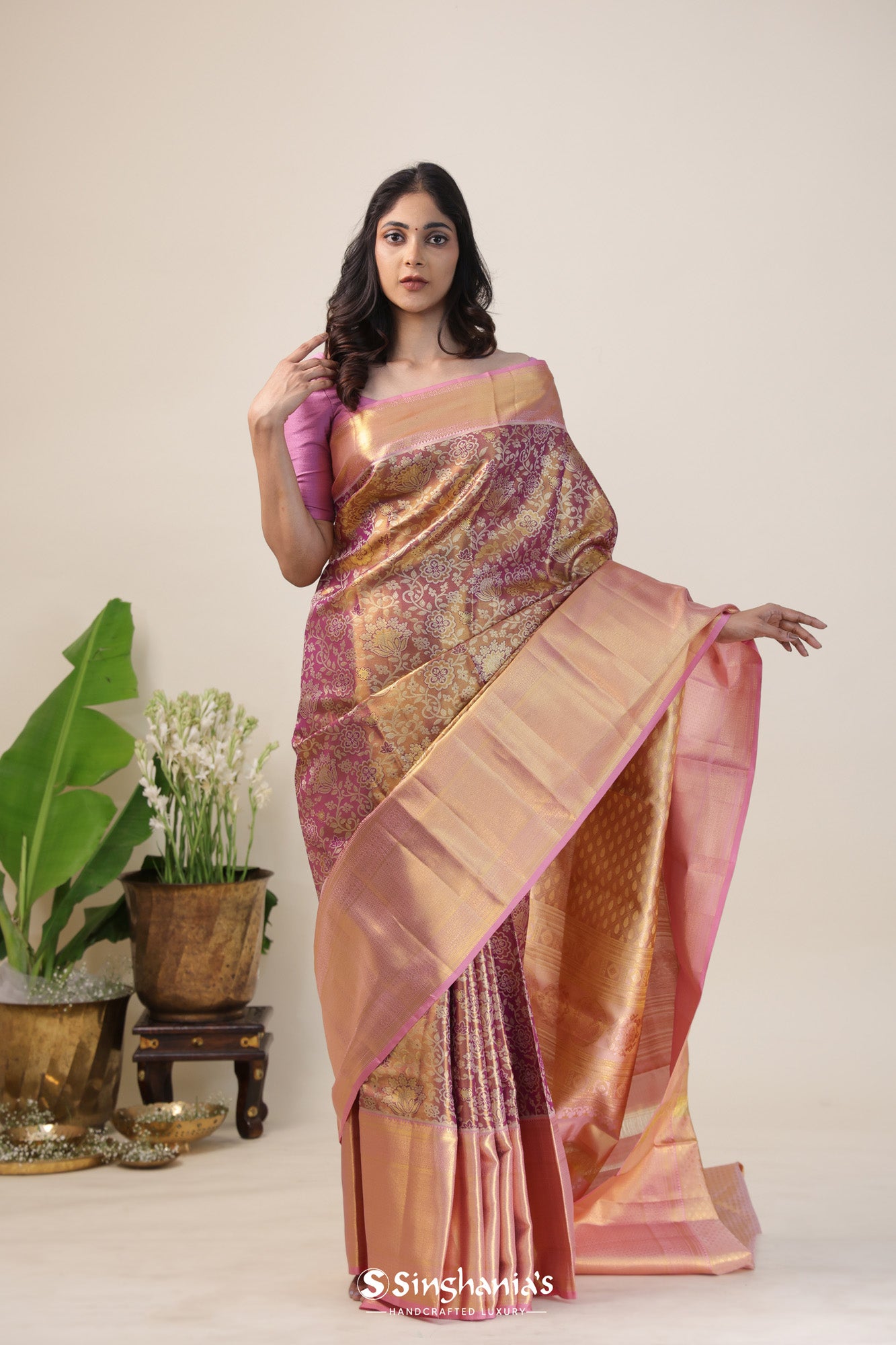 Cherry Blossom Pink Tissue Kanjivaram Silk Saree With Floral Jaal Weaving