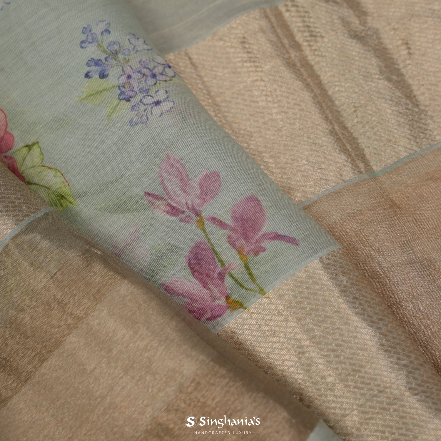 Pale Blue Printed Maheshwari Saree With Floral Pattern