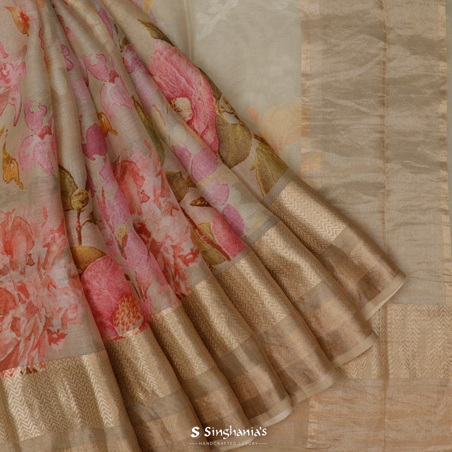 Beige Printed Maheshwari Saree With Floral Pattern