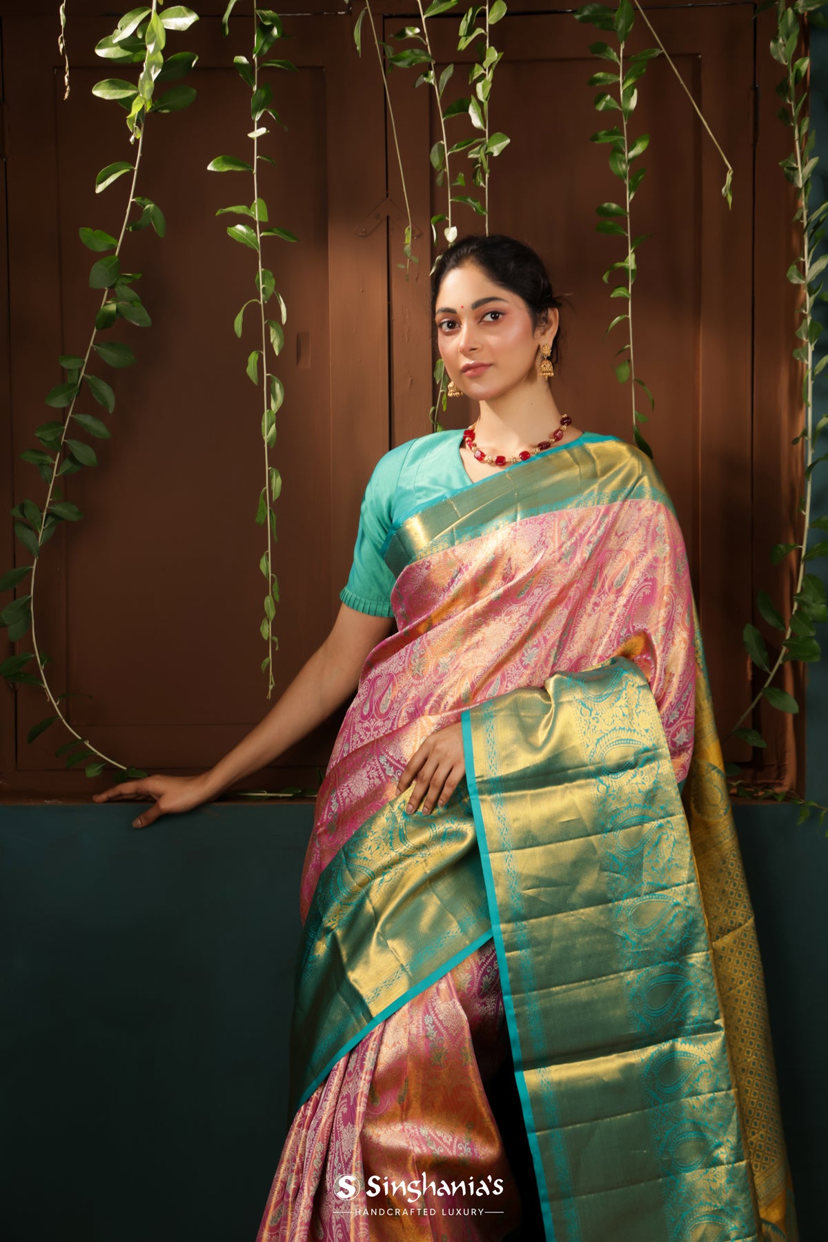 Deep Pink Kanjivaram Silk Saree With Floral Jaal Weaving