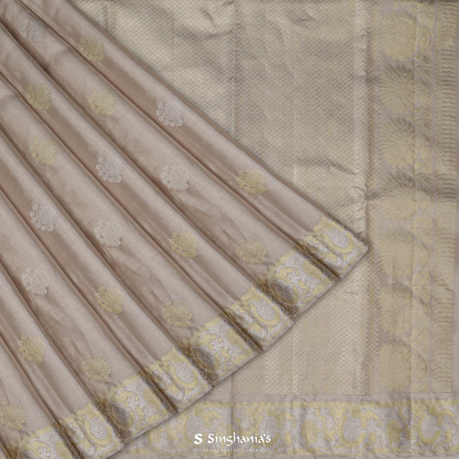 Gentle Gray Kanjivaram Silk Saree With Floral Butti Pattern