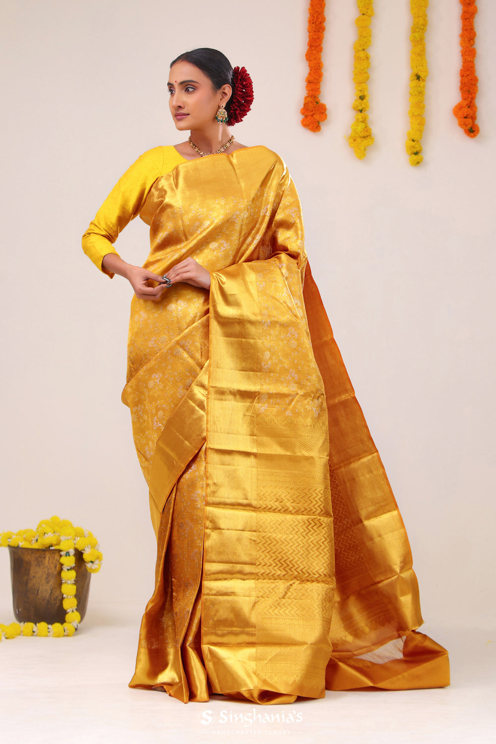 Autumn Gold Floral Jaal Kanjivaram Silk Saree