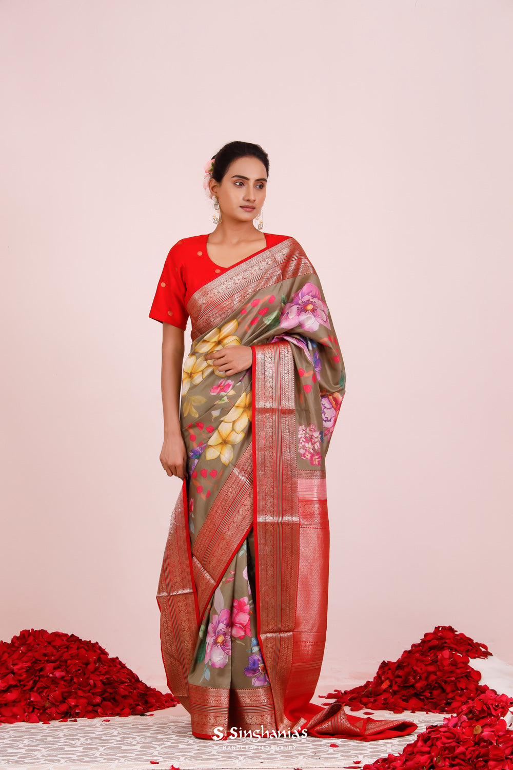 Printed Kanjivaram Silk Saree In Artichoke Green