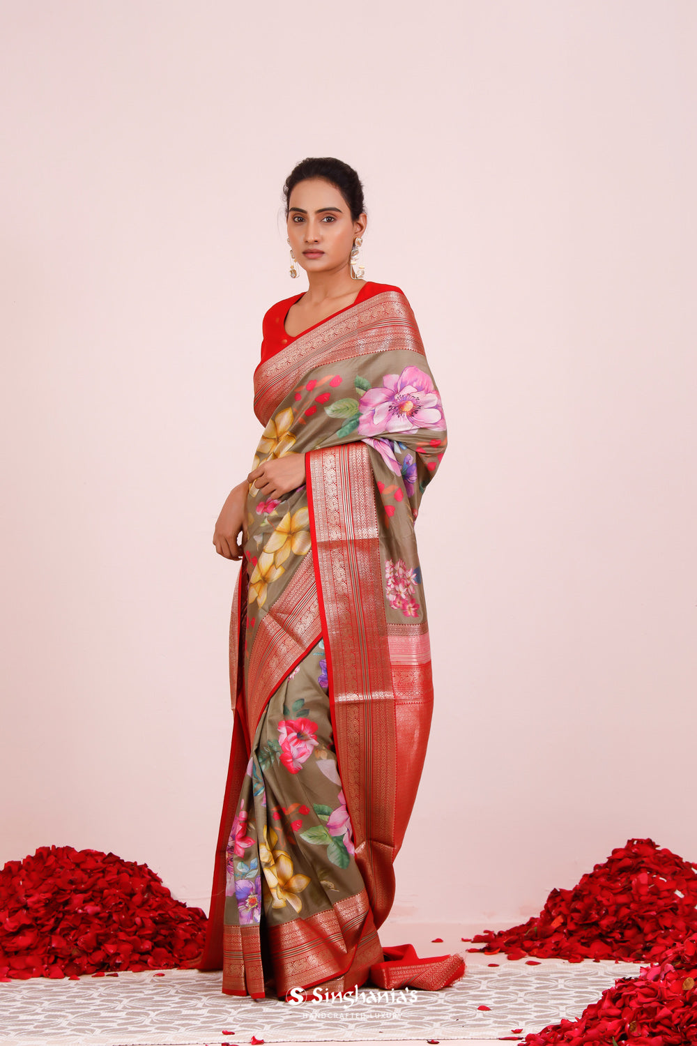 Printed Kanjivaram Silk Saree In Artichoke Green