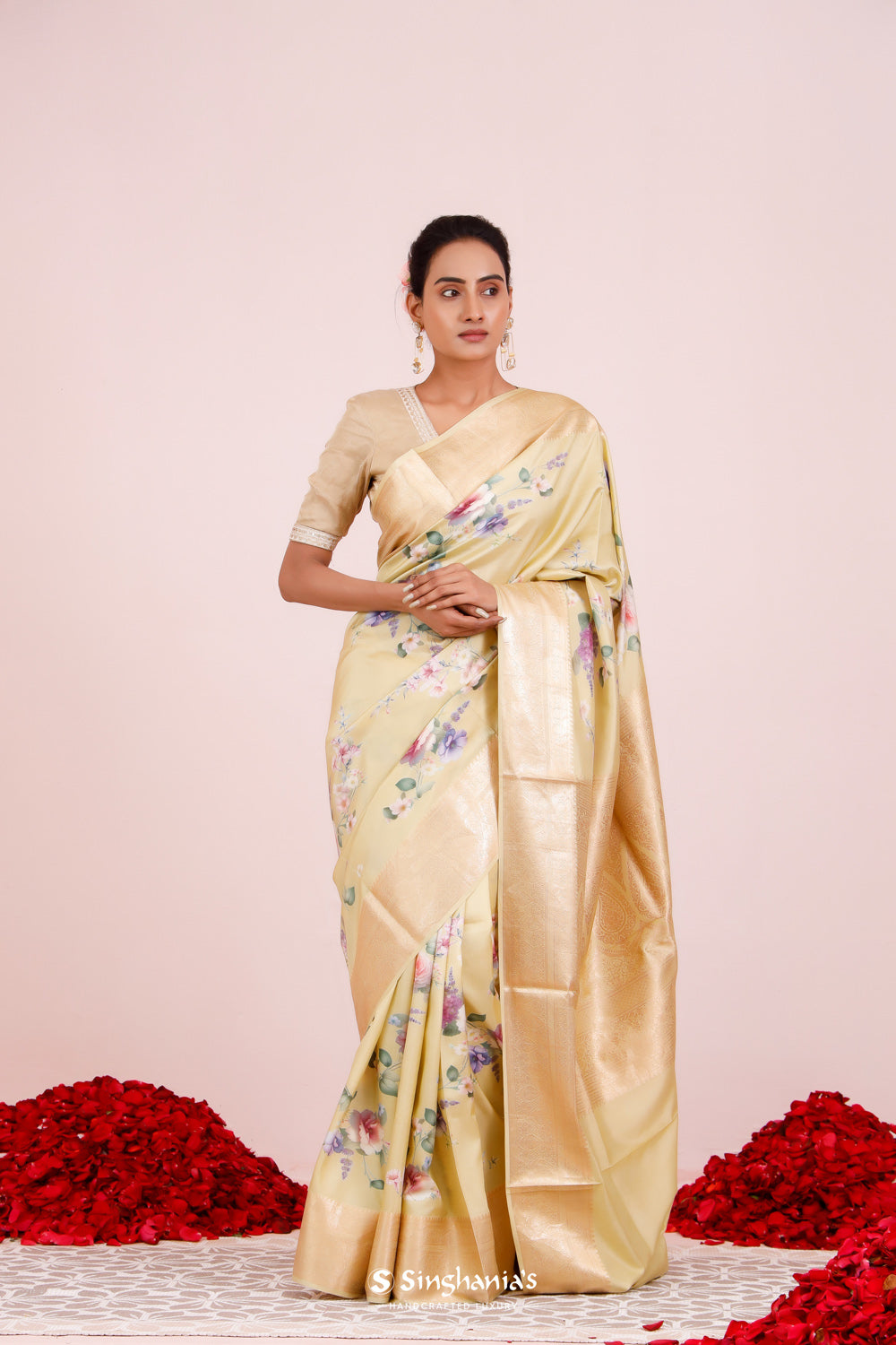 Printed Kanjivaram Silk Saree In Tea Green