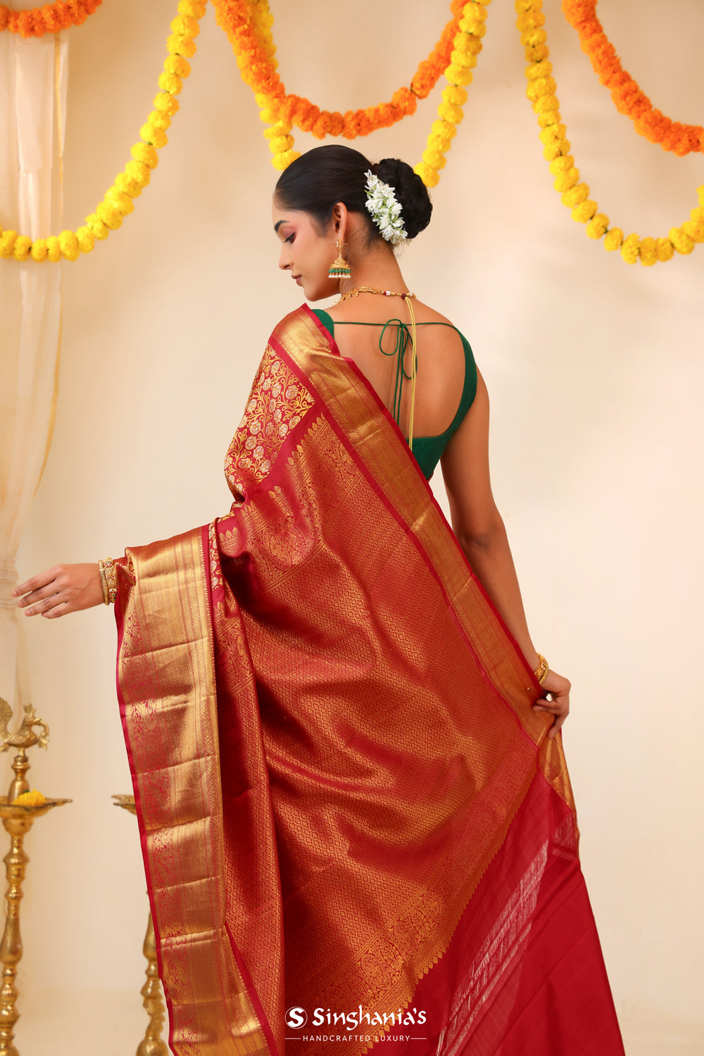 Crimson Red Kanjivaram Silk Saree With Floral Jaal Weaving