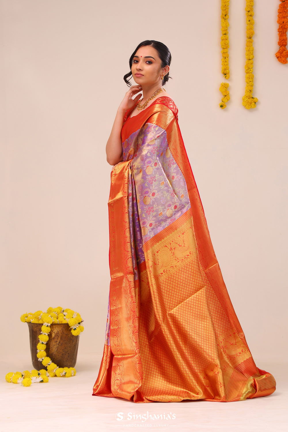 Mauve Gold Kanjivaram Silk Saree With Floral Weave