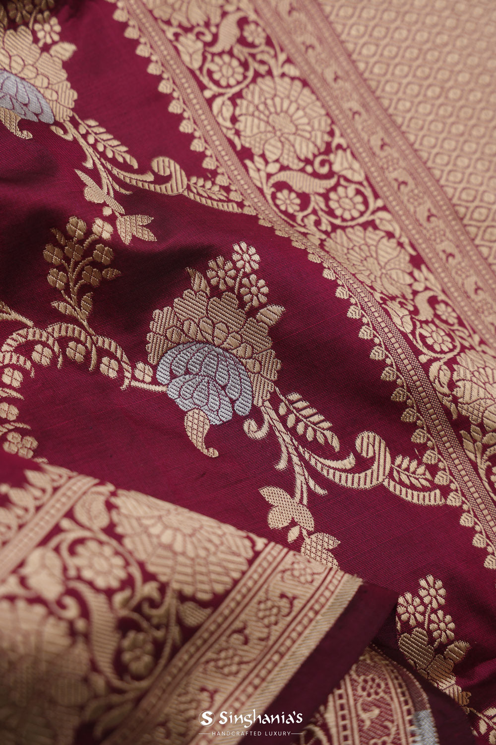 Pompadour Purple Banarasi Silk Saree With Zari Work