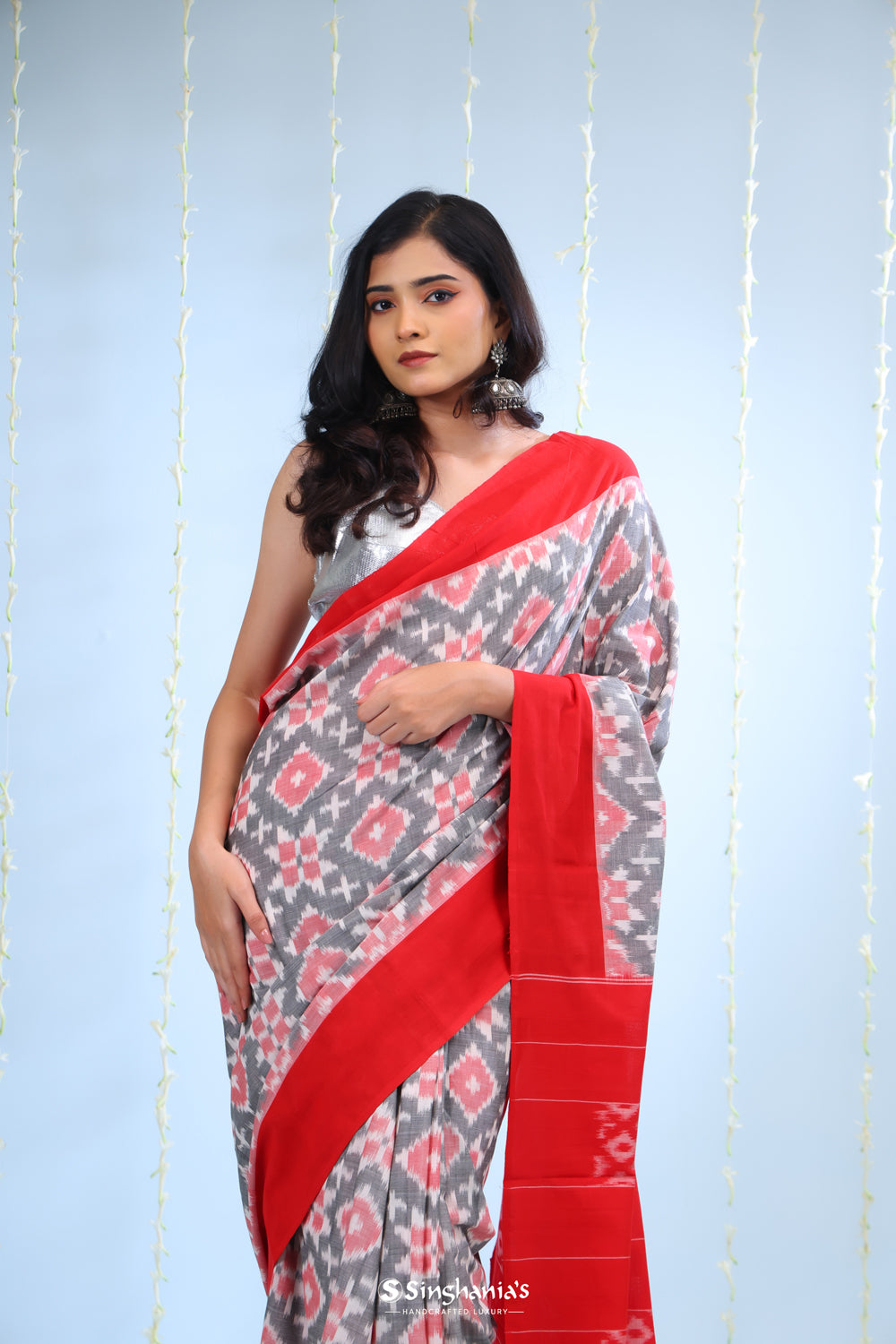 Abbey Black Ikkat Cotton Saree With Contrast Border