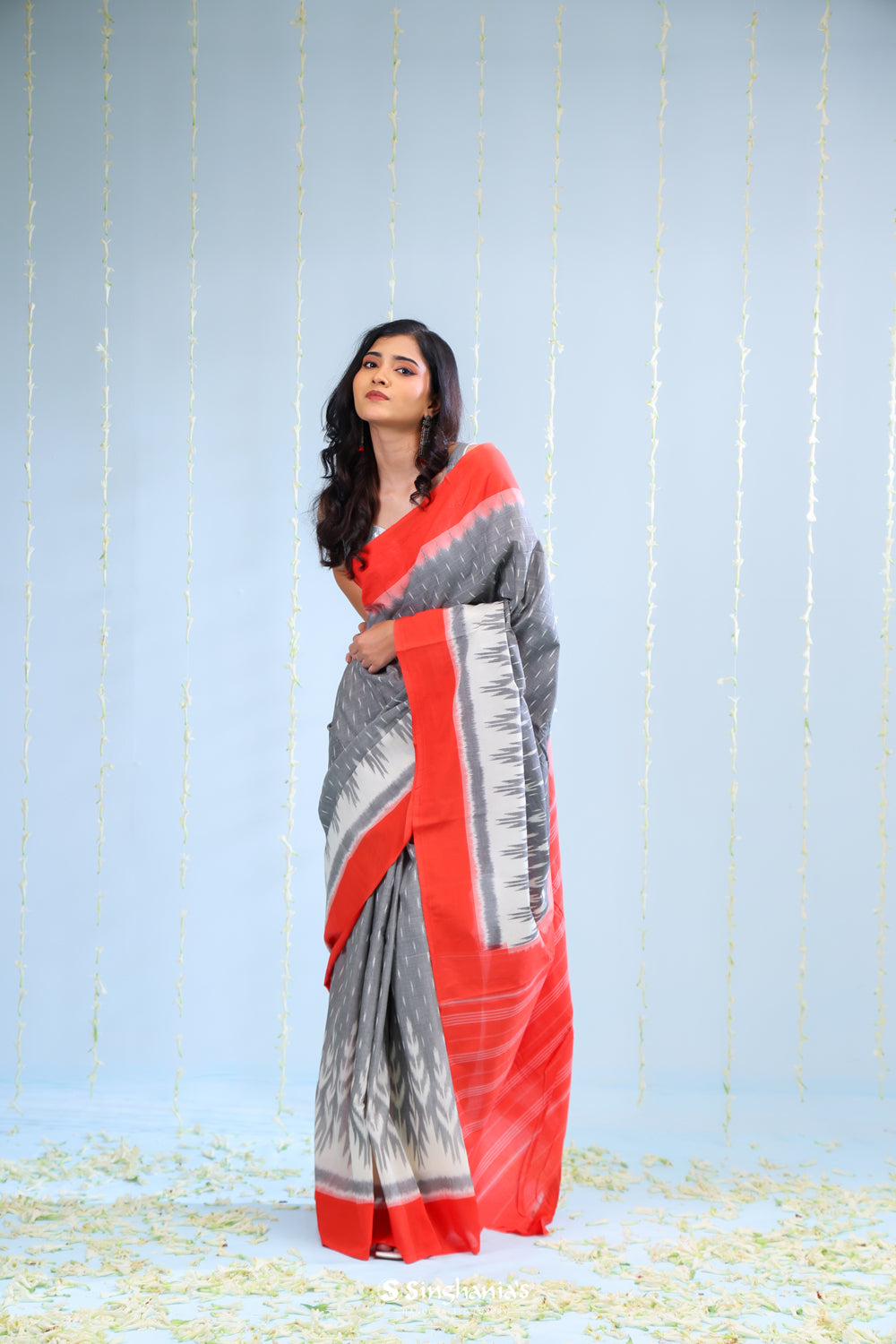 Cloud Grey Ikkat Silk Saree With Butti Design