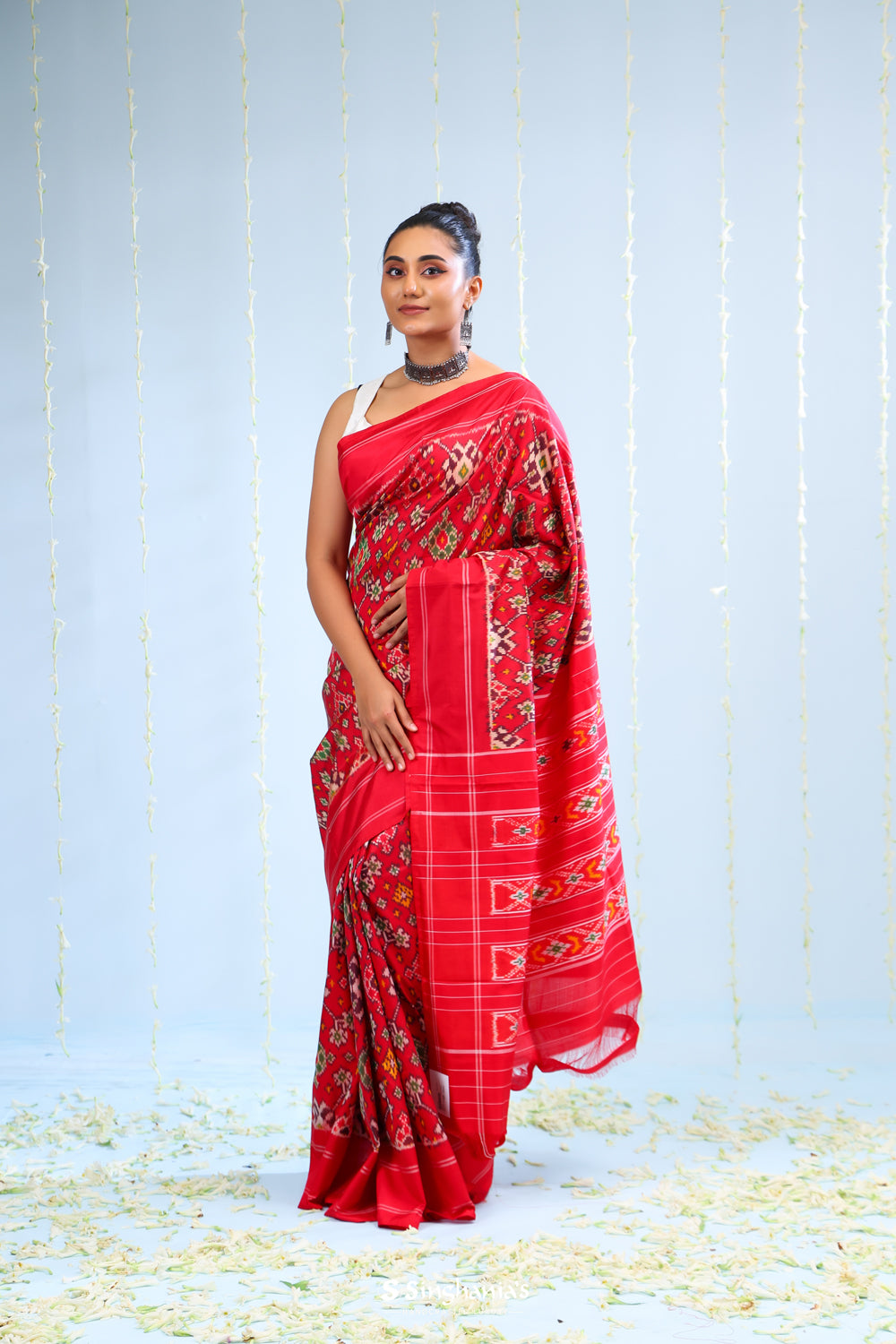 Vermillion Red Ikkat Patola Silk Saree With Jaal Design