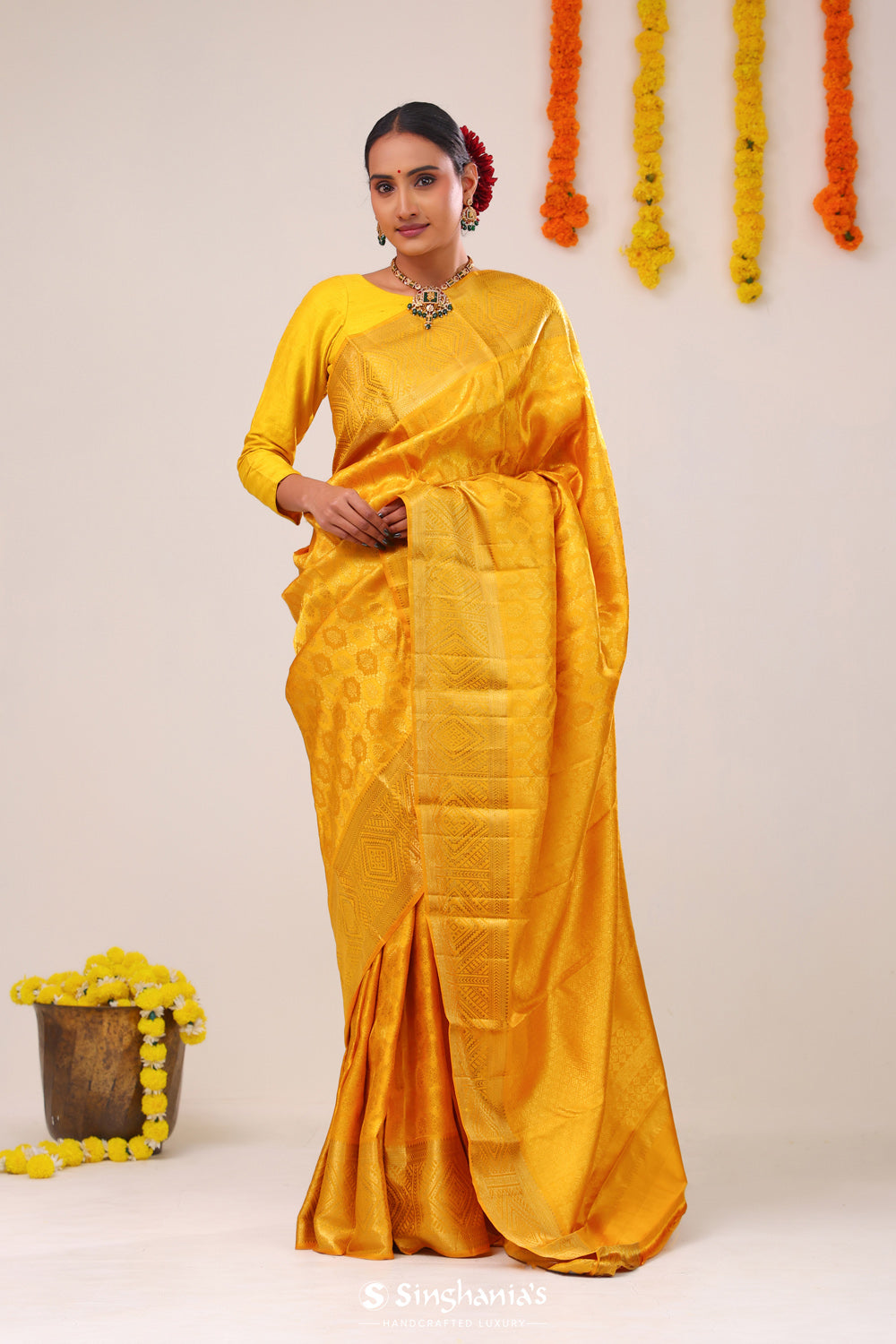 Honey Gold Floral Jaal Kanjivaram Silk Saree