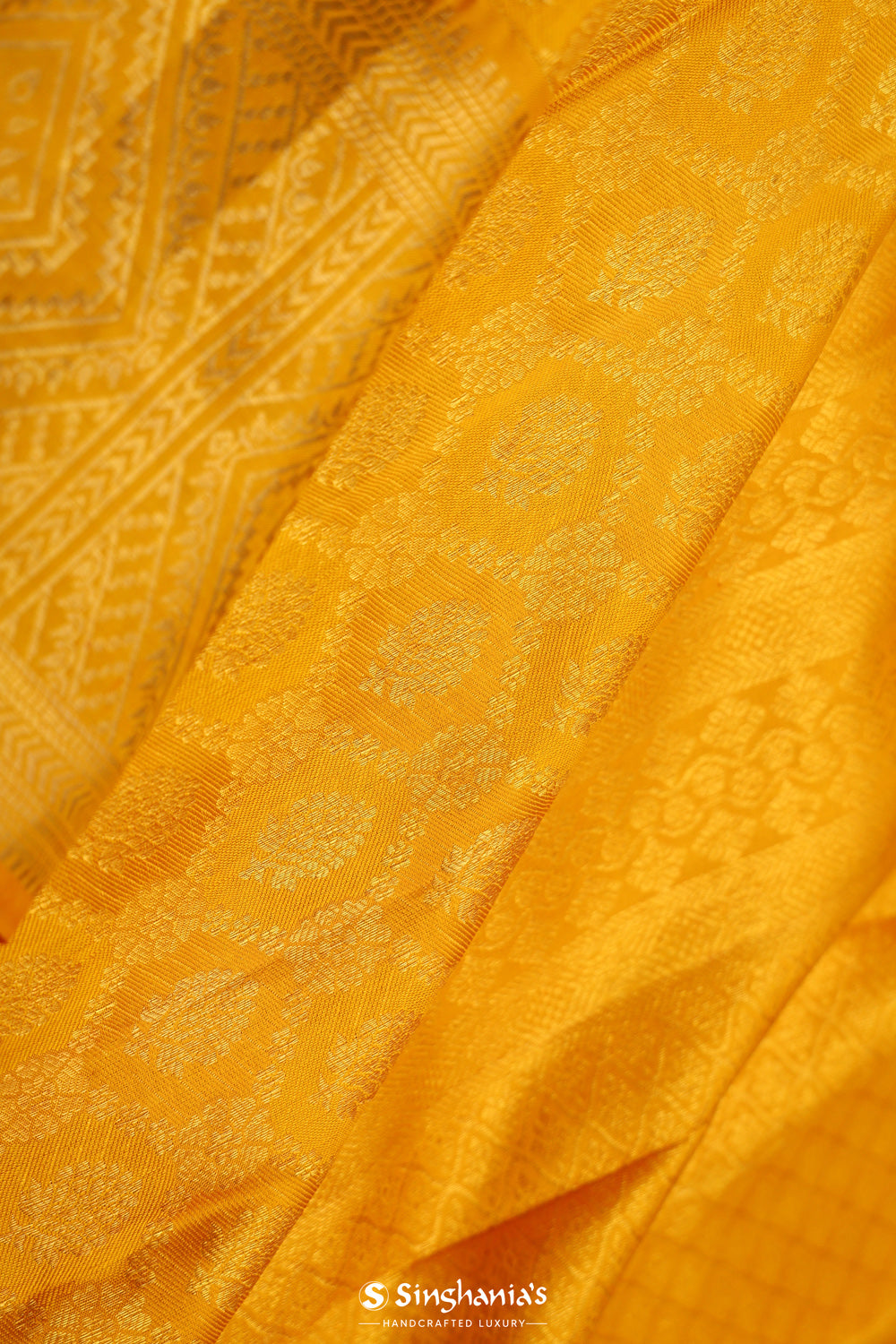 Honey Gold Floral Jaal Kanjivaram Silk Saree