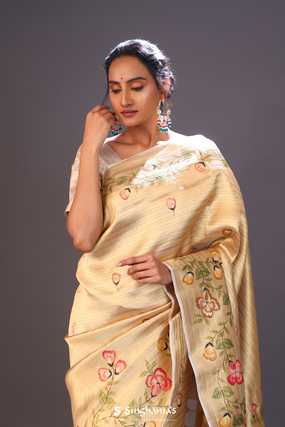 Cream Gold Handcrafted Tissue Banarasi Saree