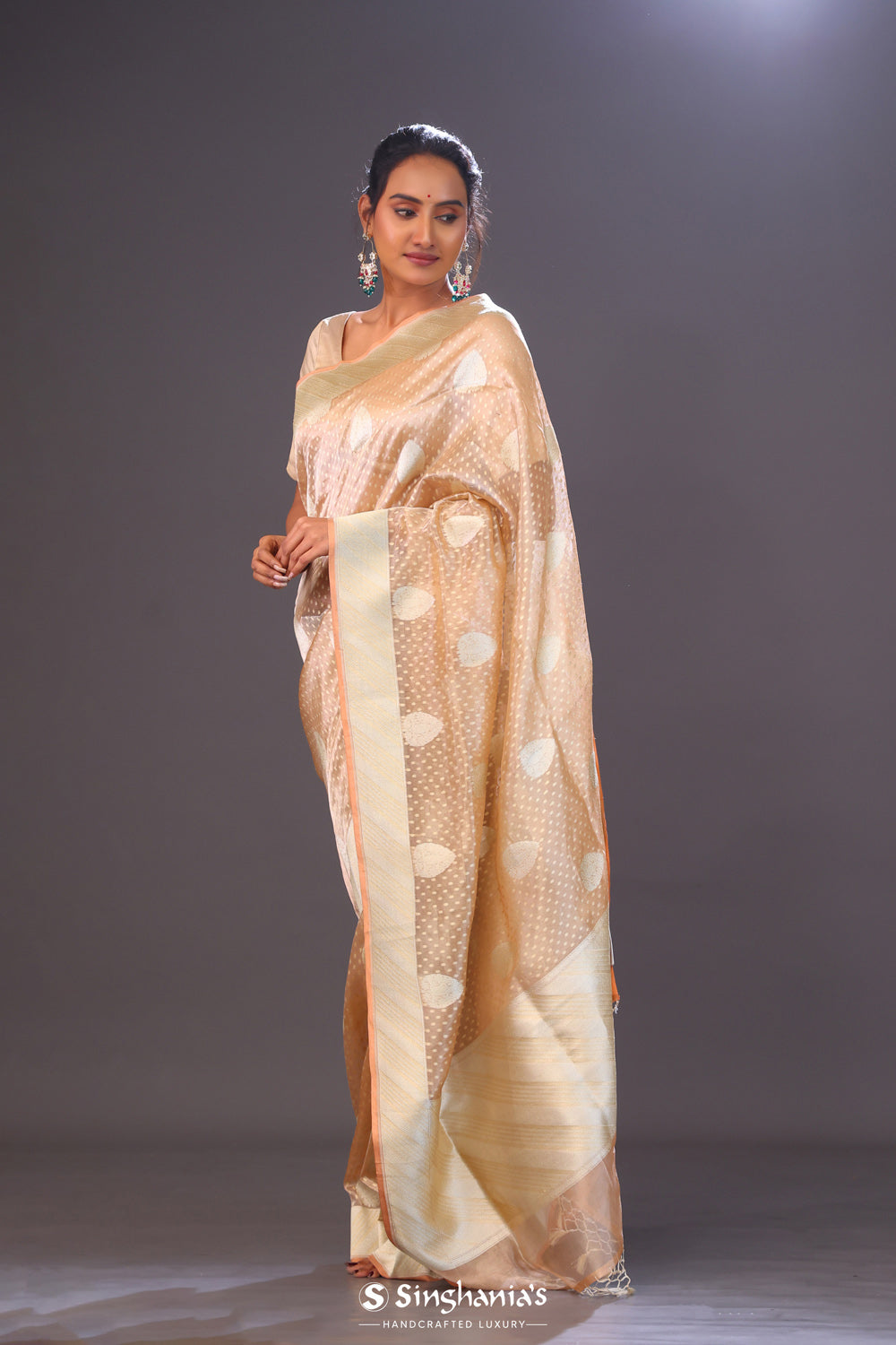 Marble Peach Floral Butta Organza Banarasi Saree