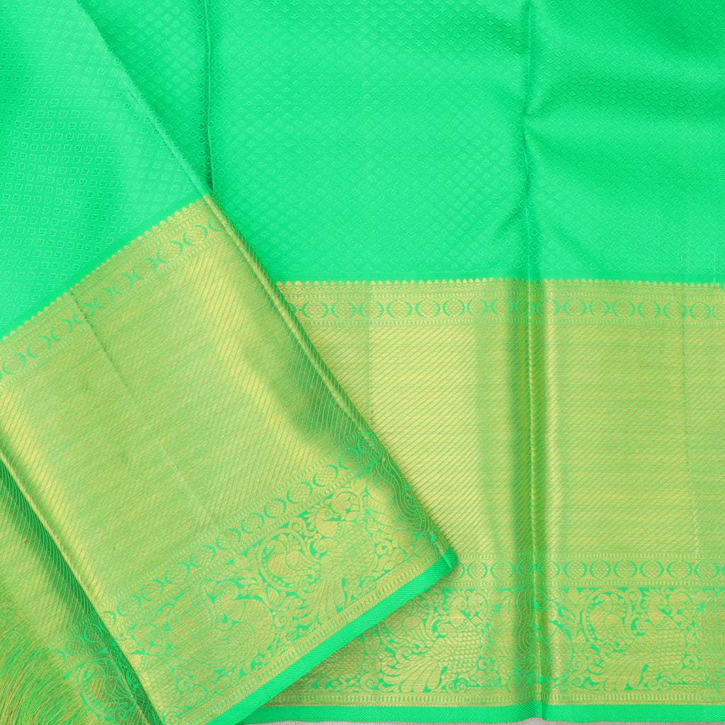 Off-White Korvai Kanjivaram Silk Handloom Saree With Floral Buttas - Singhania's